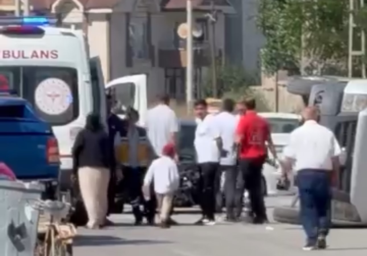 Yüksekova’da trafik kazası: 3 yaralı