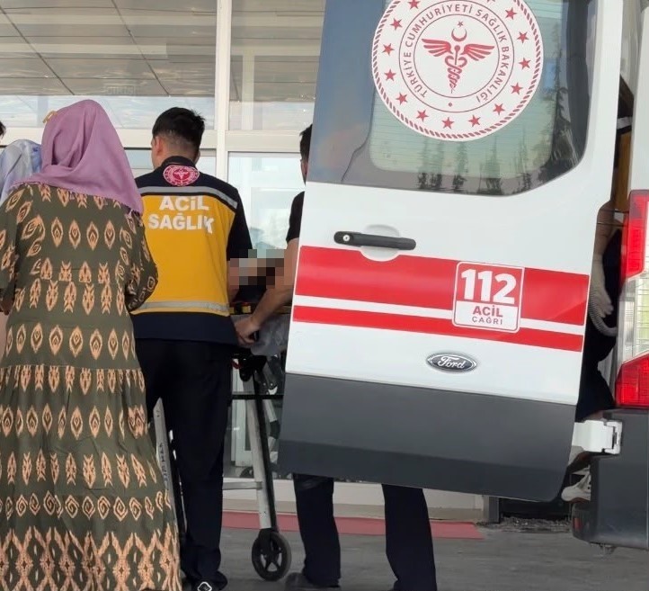 5’inci kattan düşen çocuk ağır yaralandı