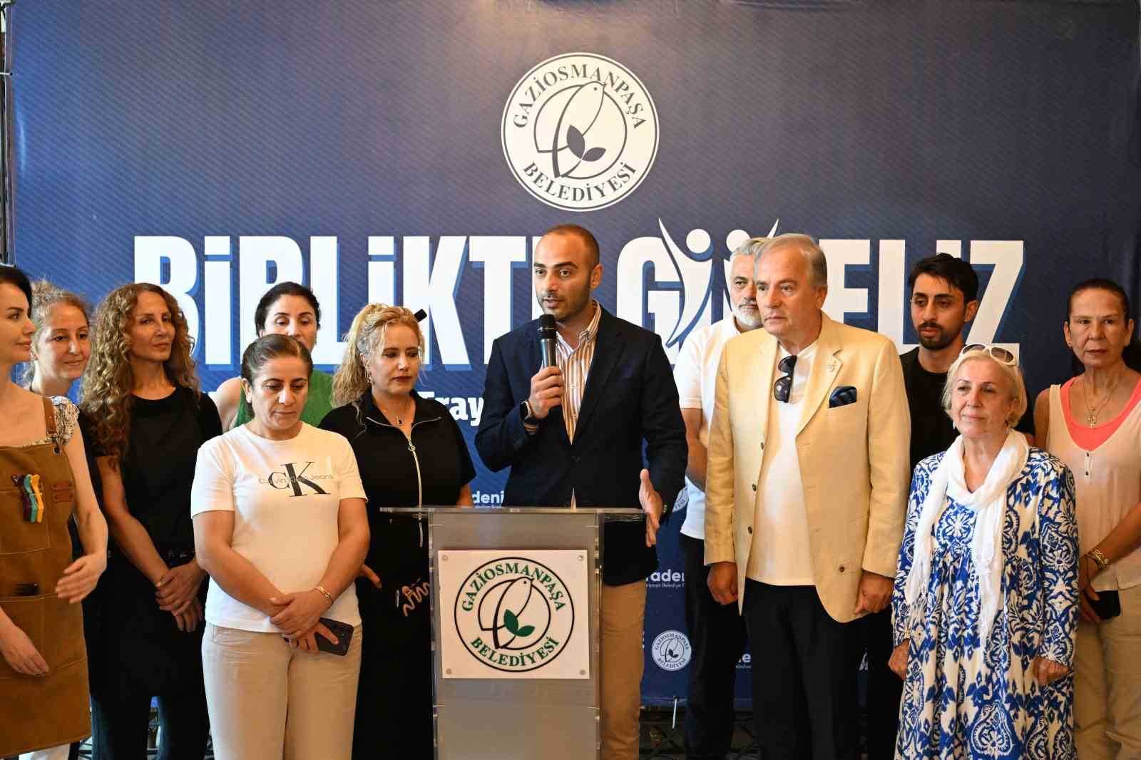 "Birlikte Güzeliz" Projesi kapsamında çocuklar gönüllü kuaförlerle bir araya geldi