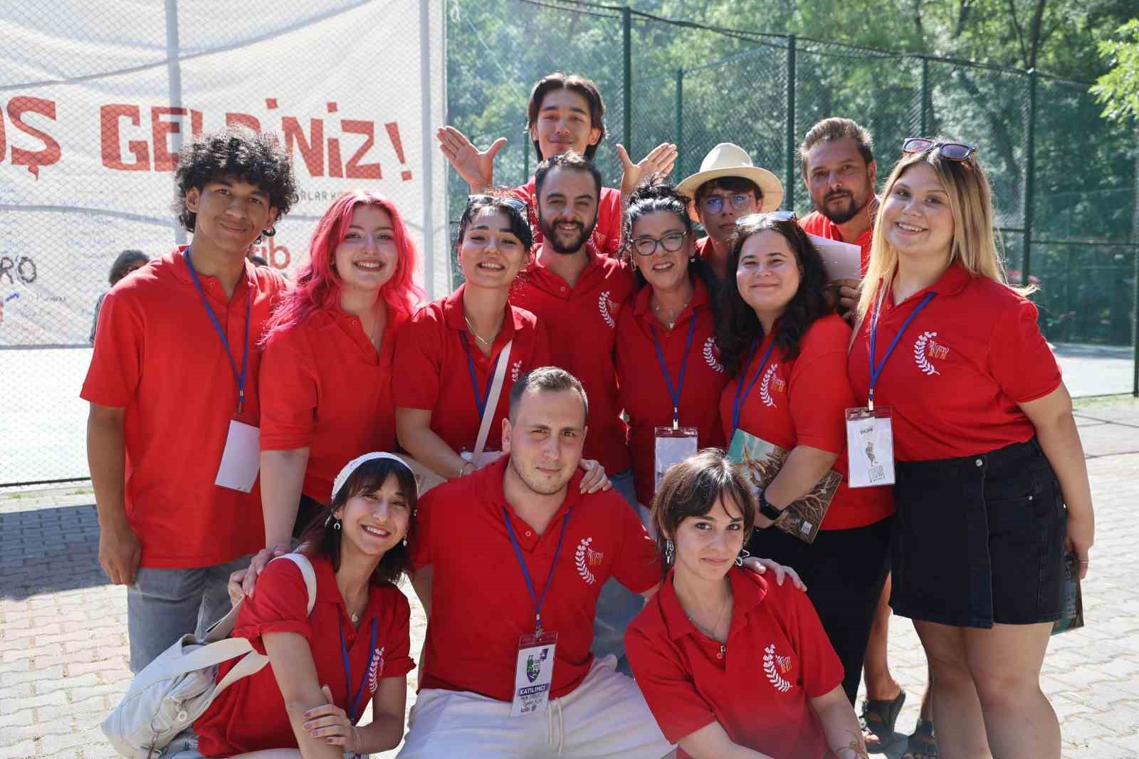 Tiyatroseverler, 13. Tiyatro Köyü’nde buluştu