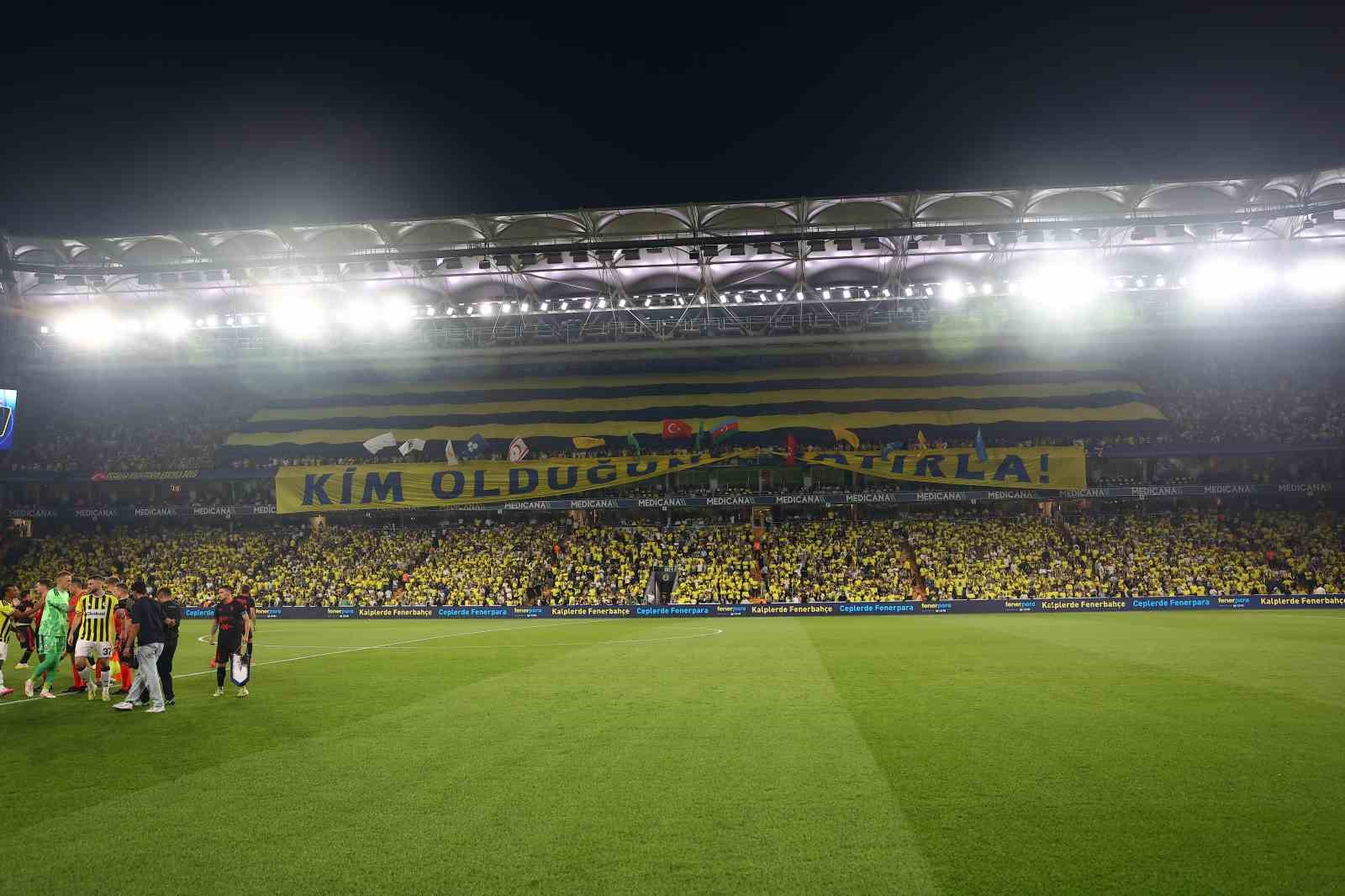 UEFA Şampiyonlar Ligi: Fenerbahçe: 0 - Gornik Zabrze: 0 (Maç devam ediyor)