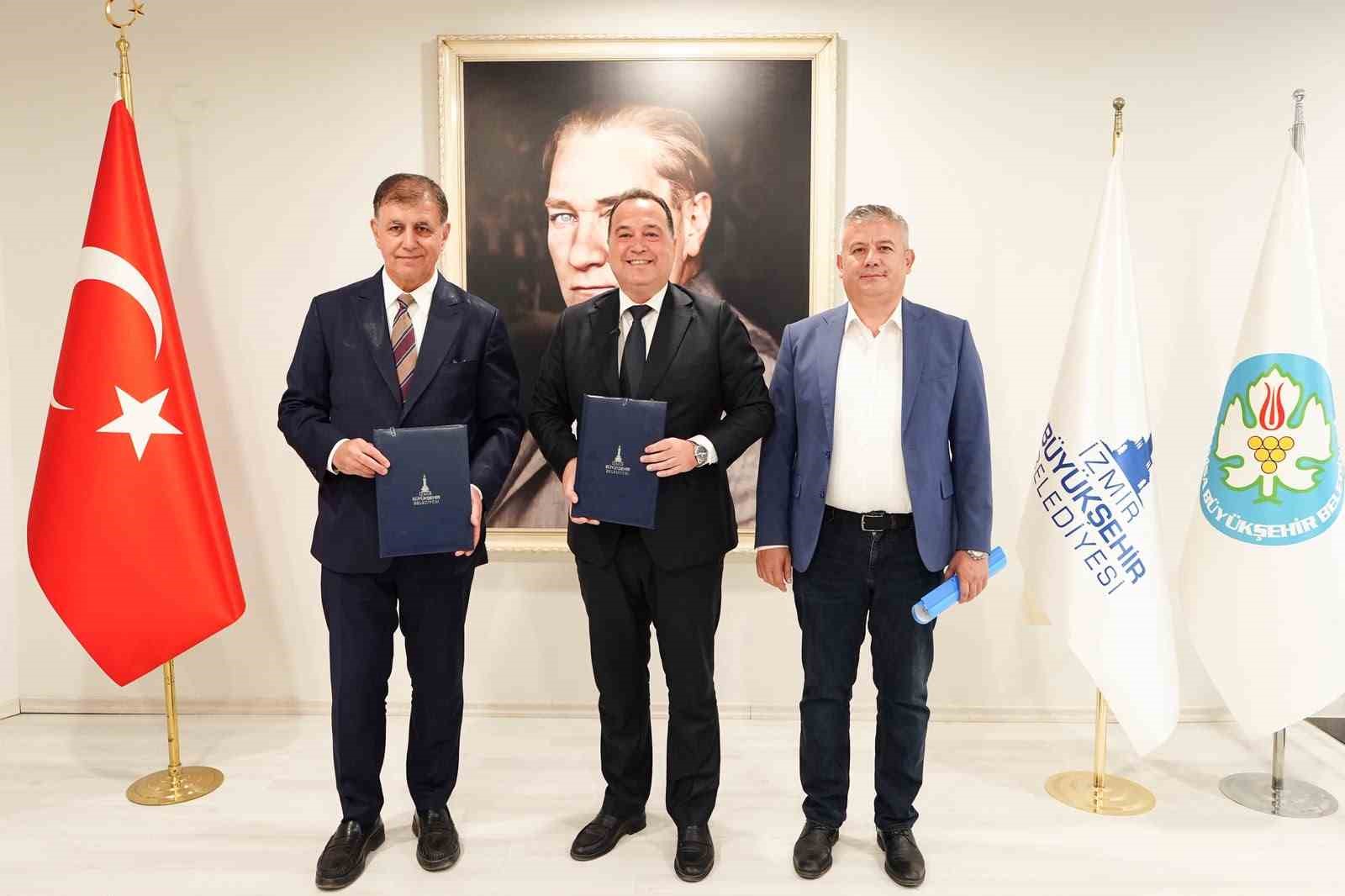 Baraj çevresi bal ormanına dönüşüyor