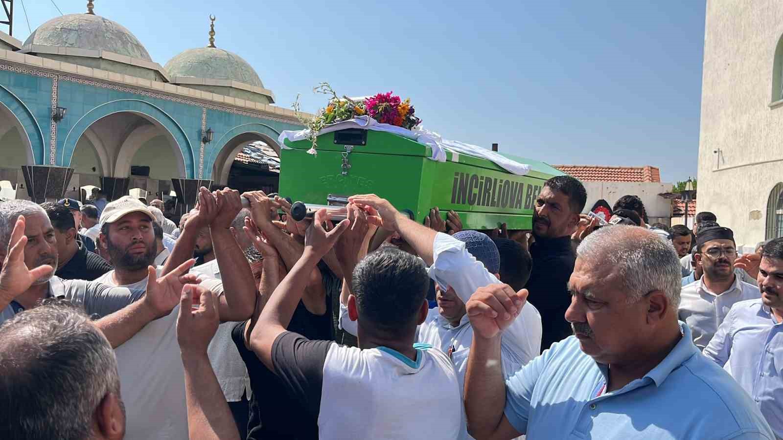 Büyük Menderes’te hayatını kaybeden 11 yaşındaki Şahin son yolculuğuna uğurlandı