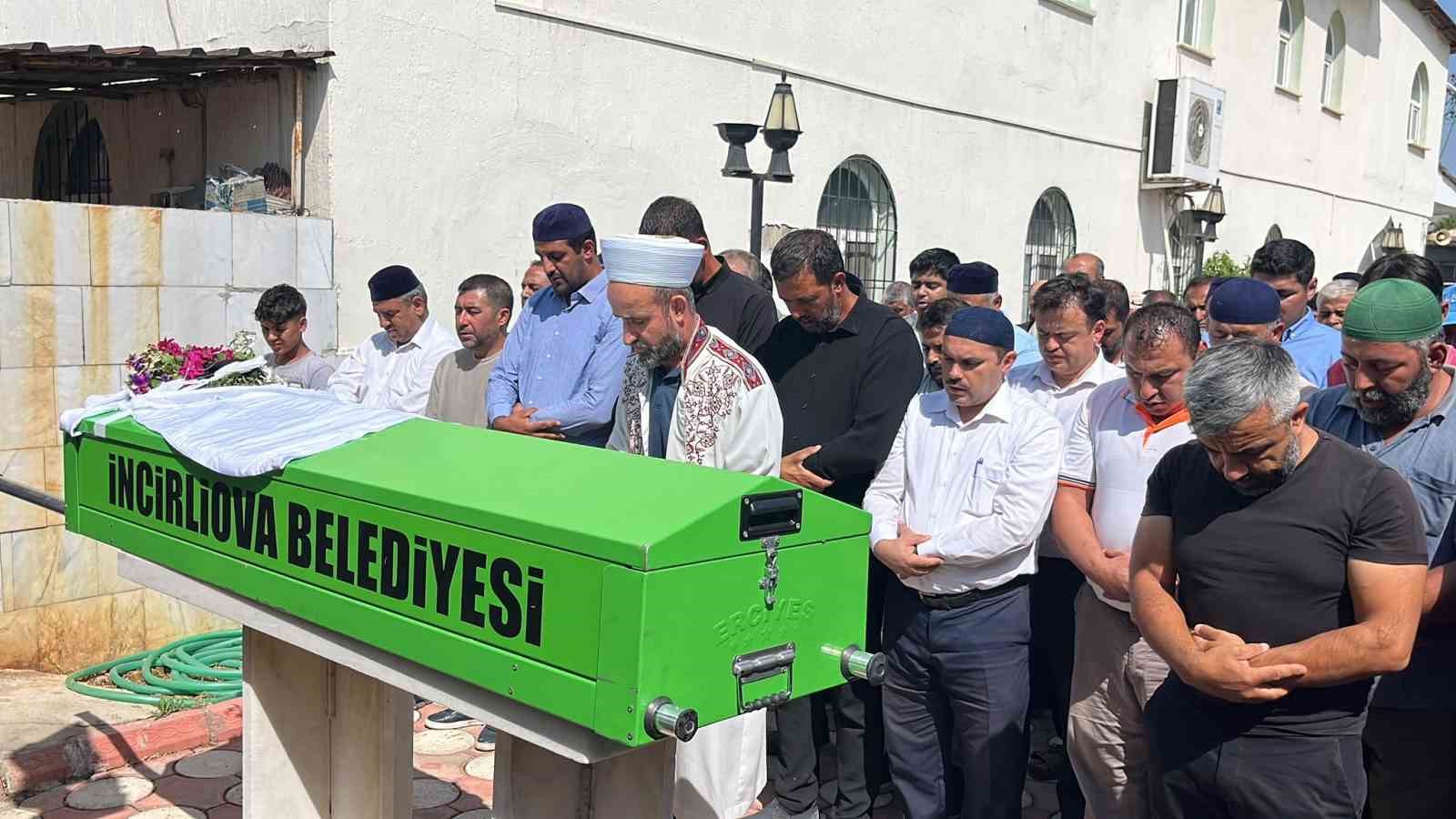 Büyük Menderes’te hayatını kaybeden 11 yaşındaki Şahin son yolculuğuna uğurlandı