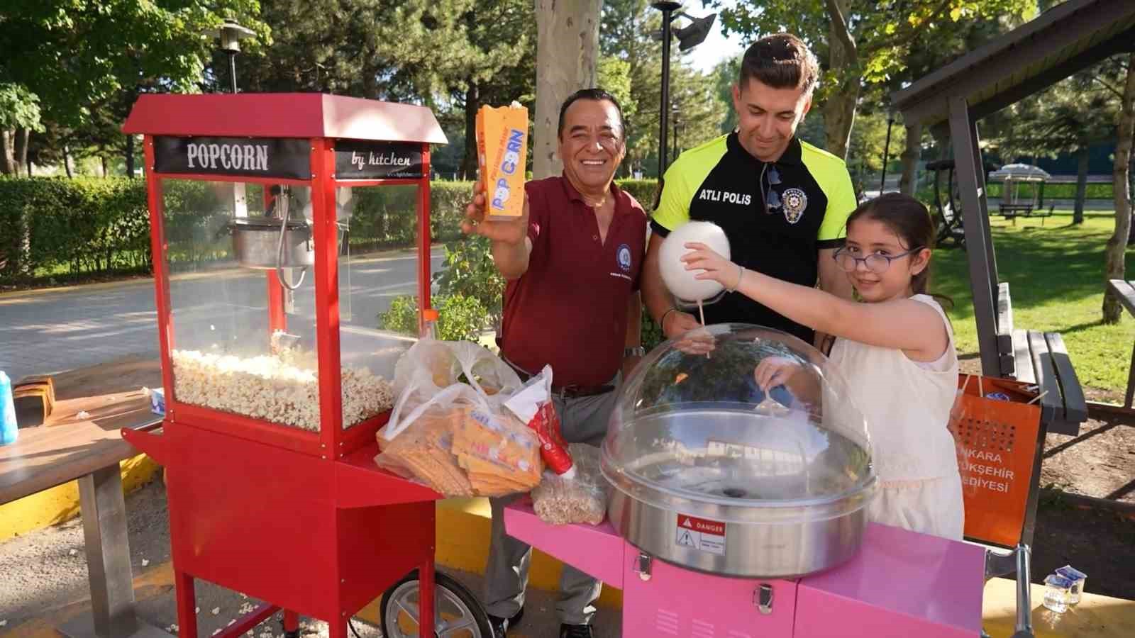 Polis Eşleri Derneği’nden şehit aileleri ve çocuklarına anlamlı etkinlik