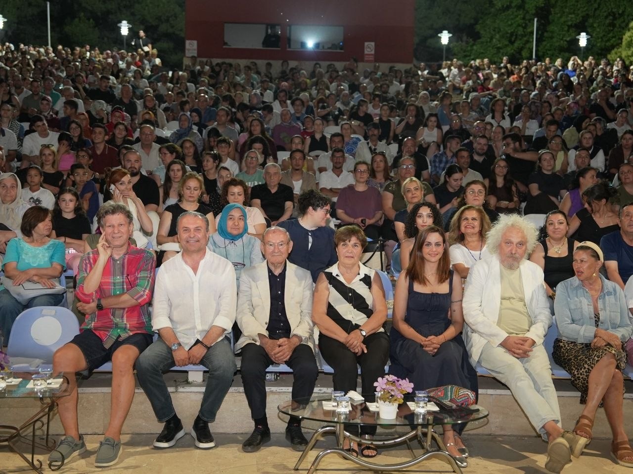 Denizli Büyükşehir’in yaz sinemalarında usta sanatçılar sinemaseverlerle buluştu