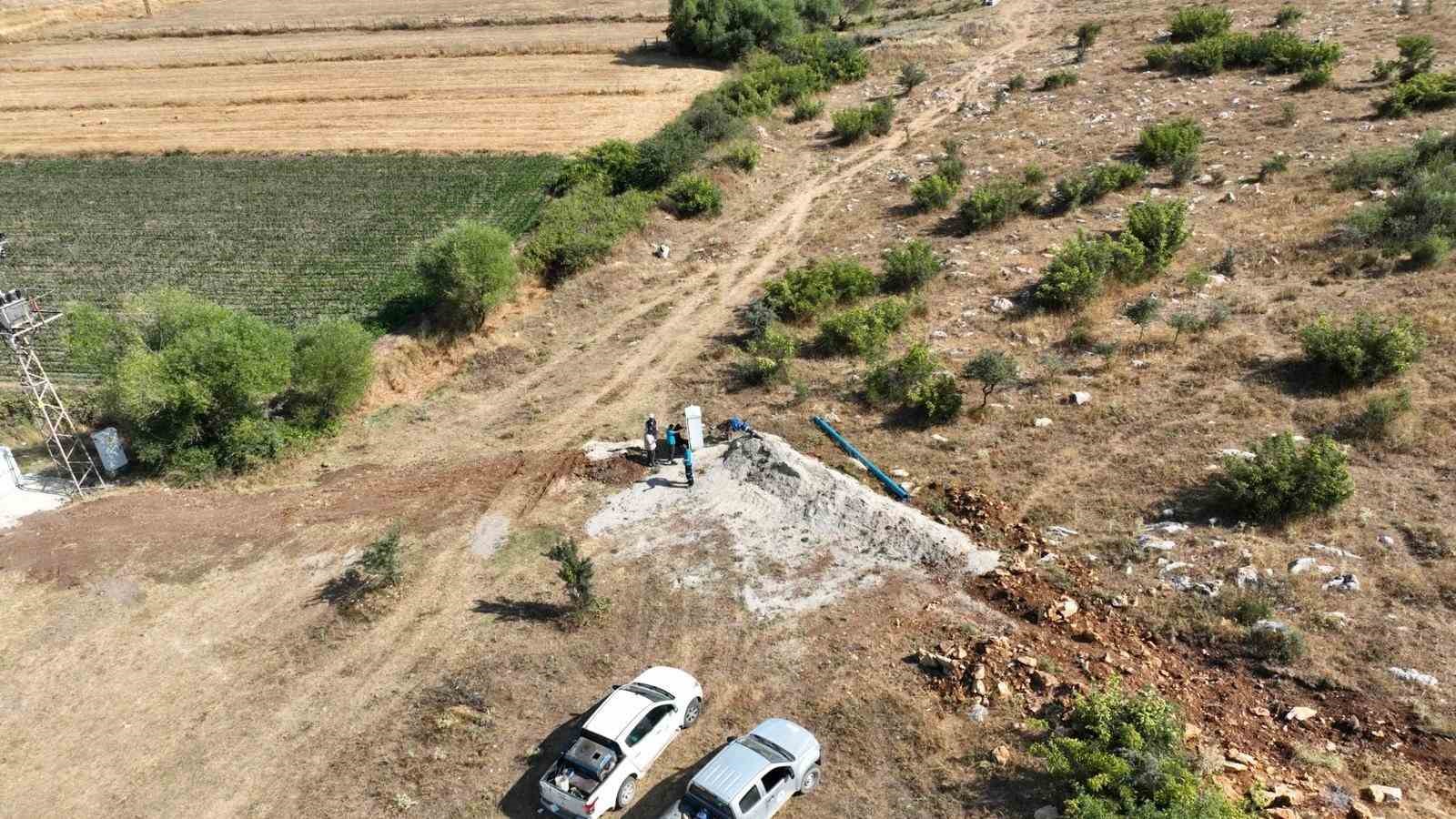 Ahmet Akın Naipli’de ki çiftçileri sevindirdi
