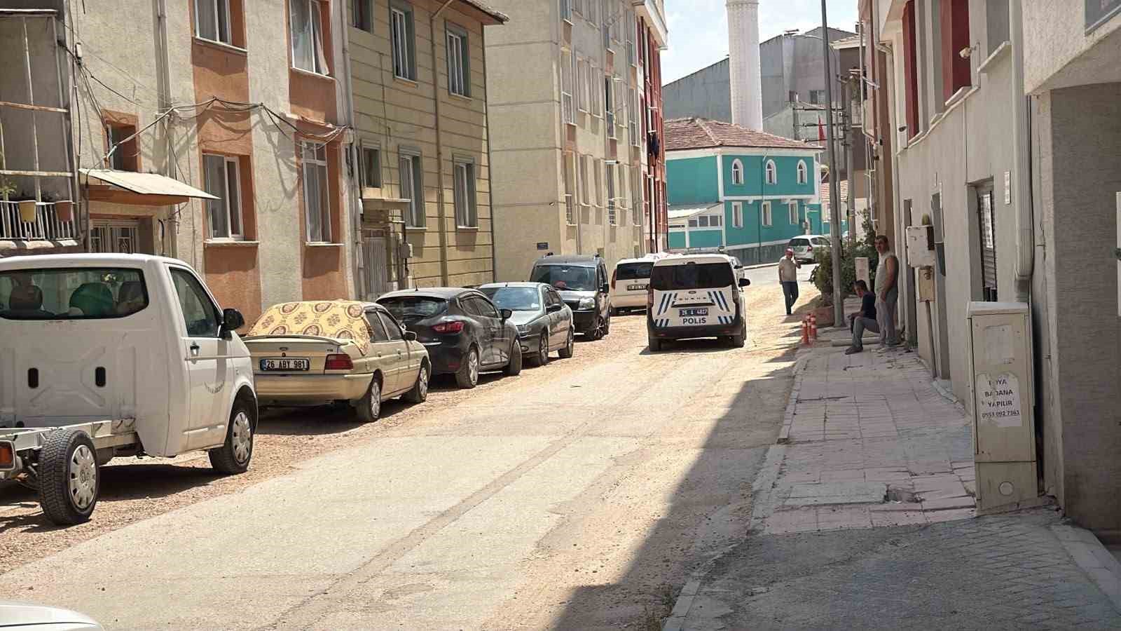 Komşu kavgası polis merkezinde bitti