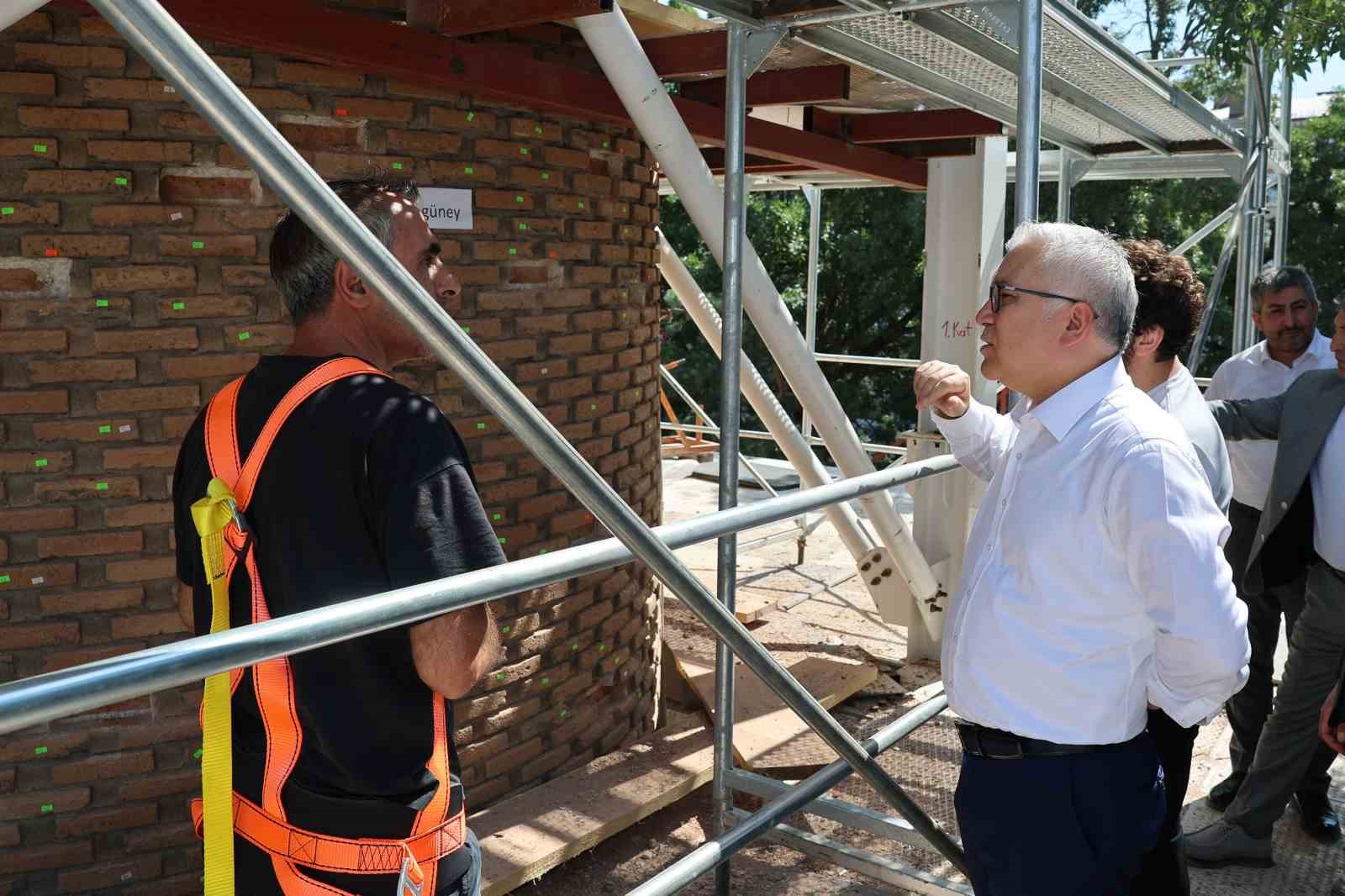 Vali Yılmaz Şimşek, eğitim, restorasyon ve kentsel dönüşüm yatırımlarını inceledi