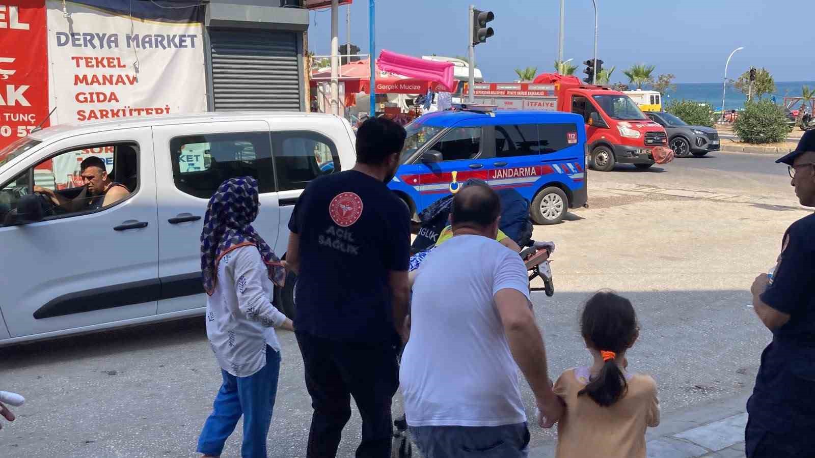 Mersin’de otelde yangın: 9 kişi dumandan etkilendi