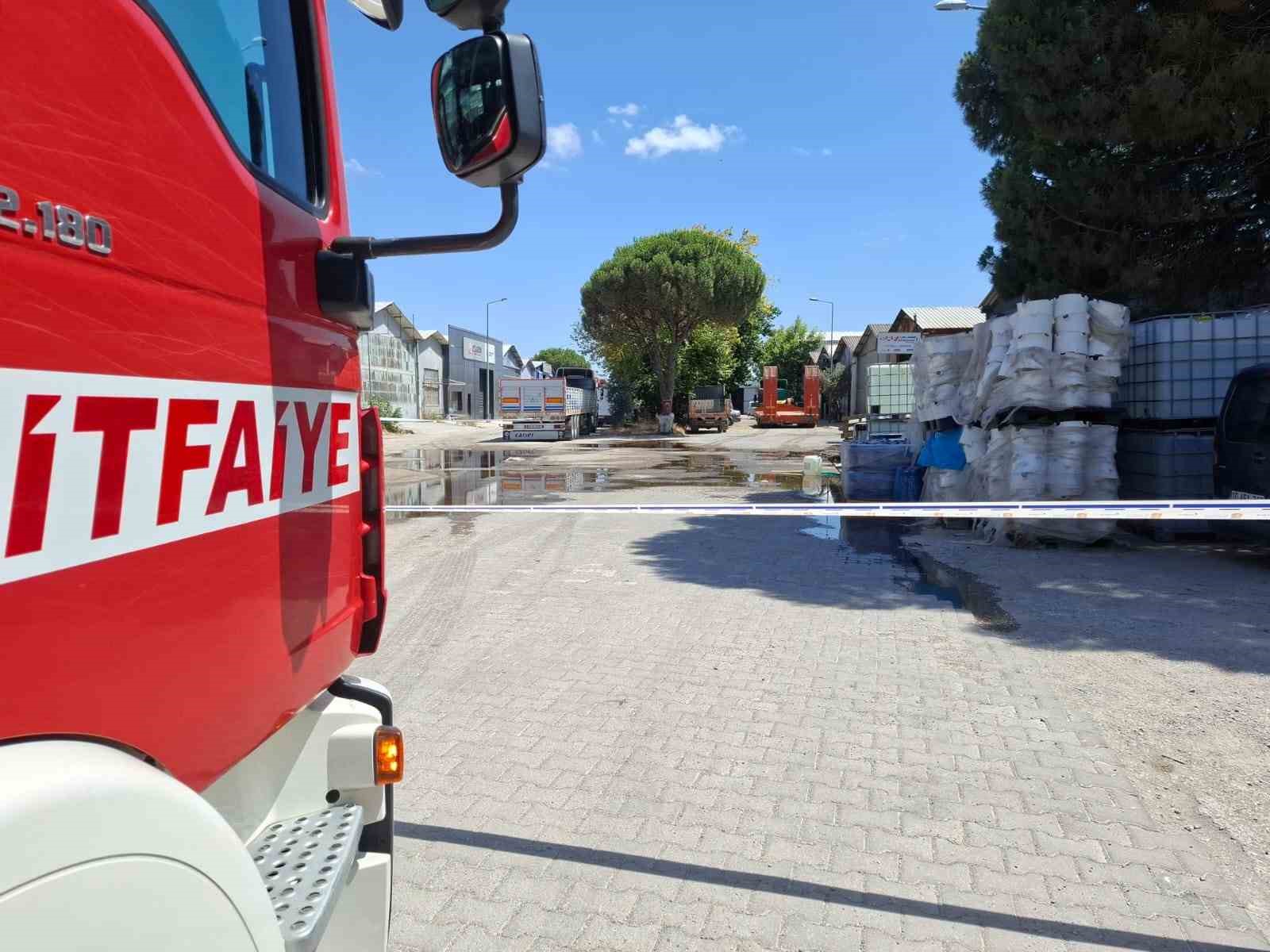 Balıkesir’de yere dökülen kimyasal madde paniğe neden oldu