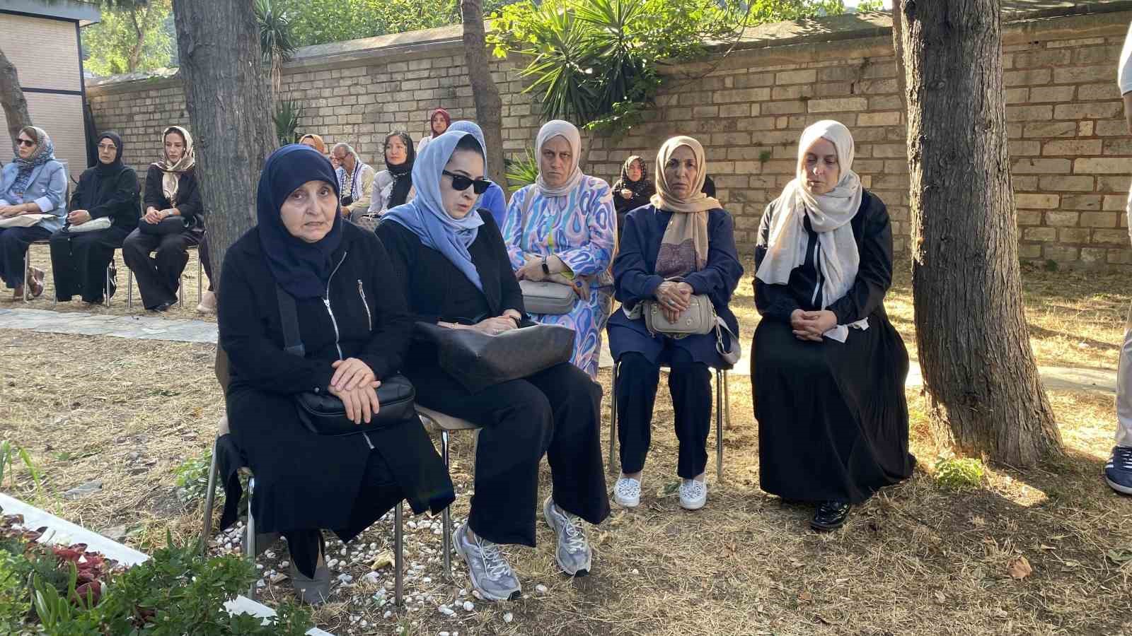 Türk edebiyatının önemli ismi Rasim Özdenören vefatının 4. yılında kabri başında anıldı