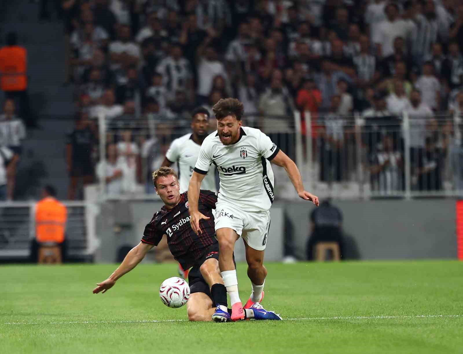 UEFA Avrupa Ligi: Beşiktaş: 0 - Midtjylland: 0 (Maç devam ediyor)