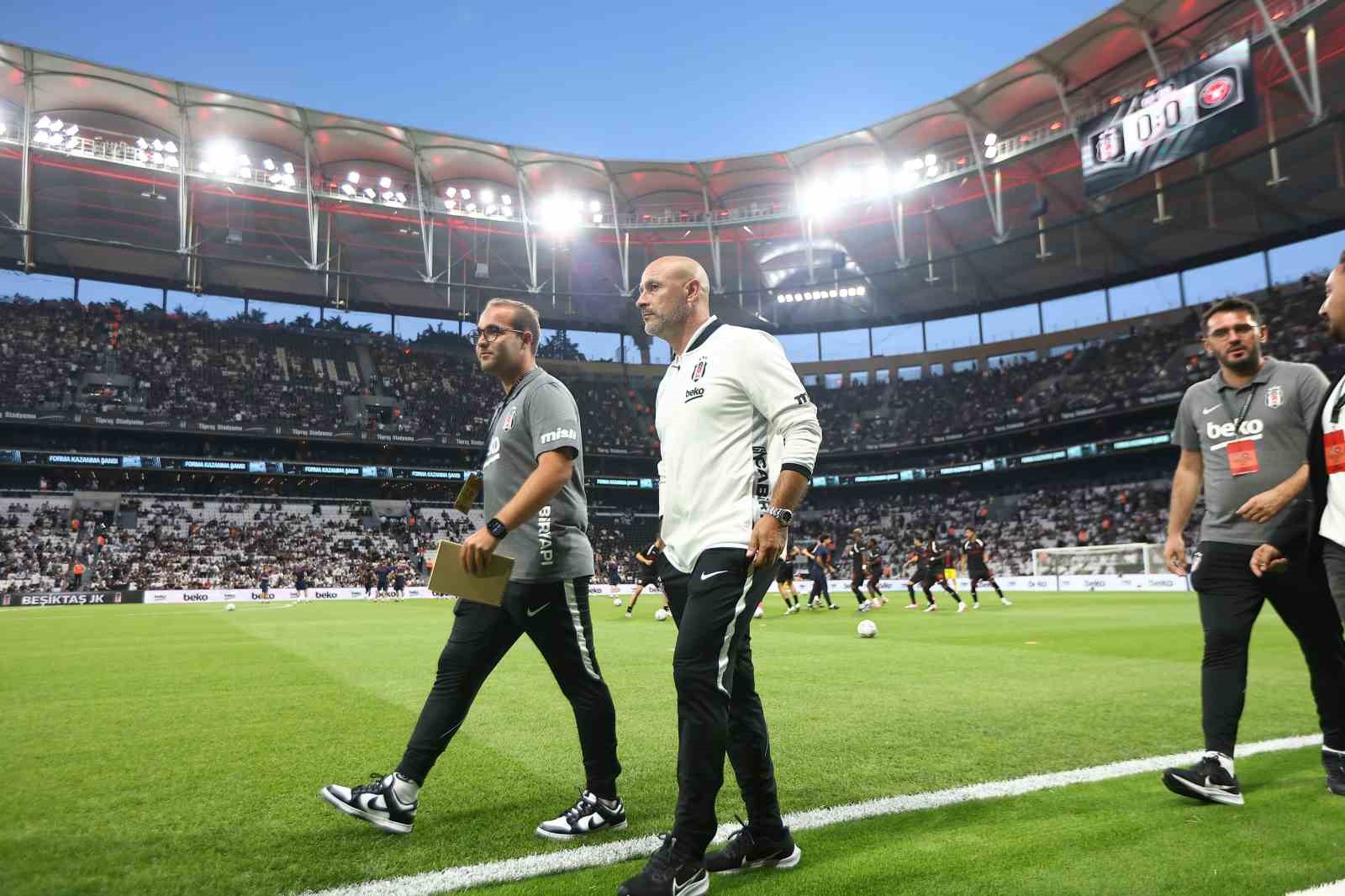 UEFA Avrupa Ligi: Beşiktaş: 0 - Midtjylland: 0 (Maç devam ediyor)