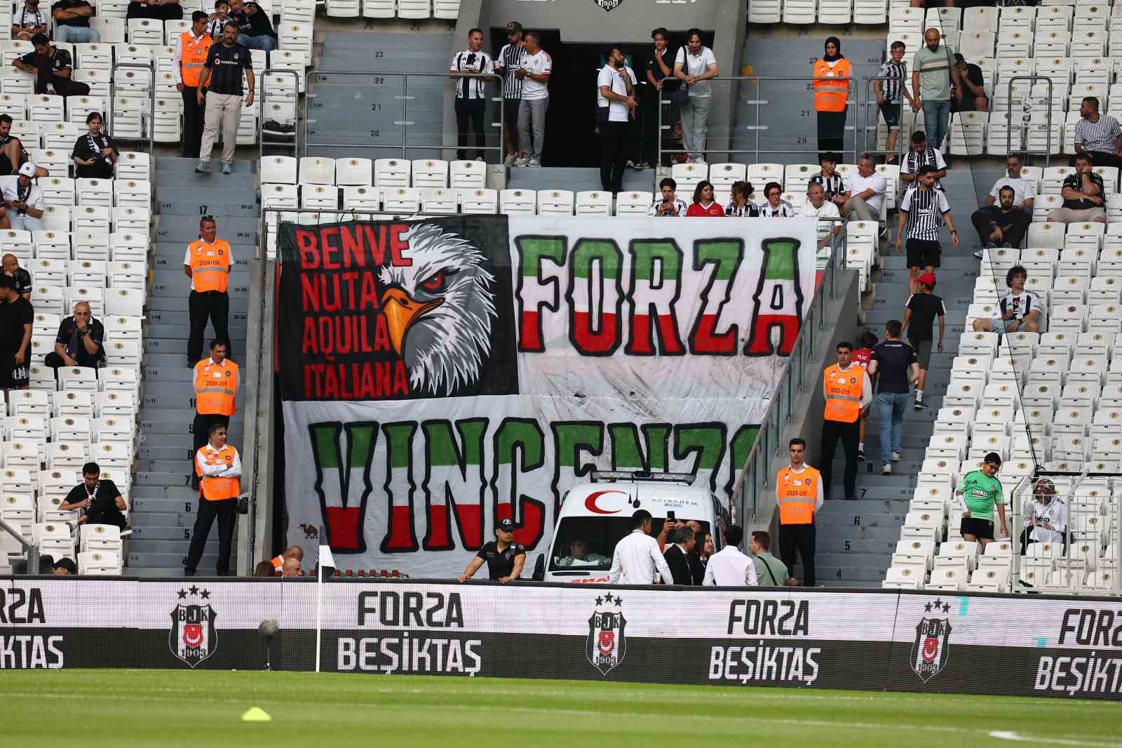 UEFA Avrupa Ligi: Beşiktaş: 0 - Midtjylland: 0 (Maç devam ediyor)