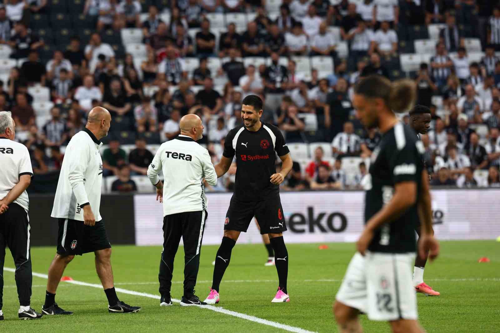 UEFA Avrupa Ligi: Beşiktaş: 0 - Midtjylland: 0 (Maç devam ediyor)