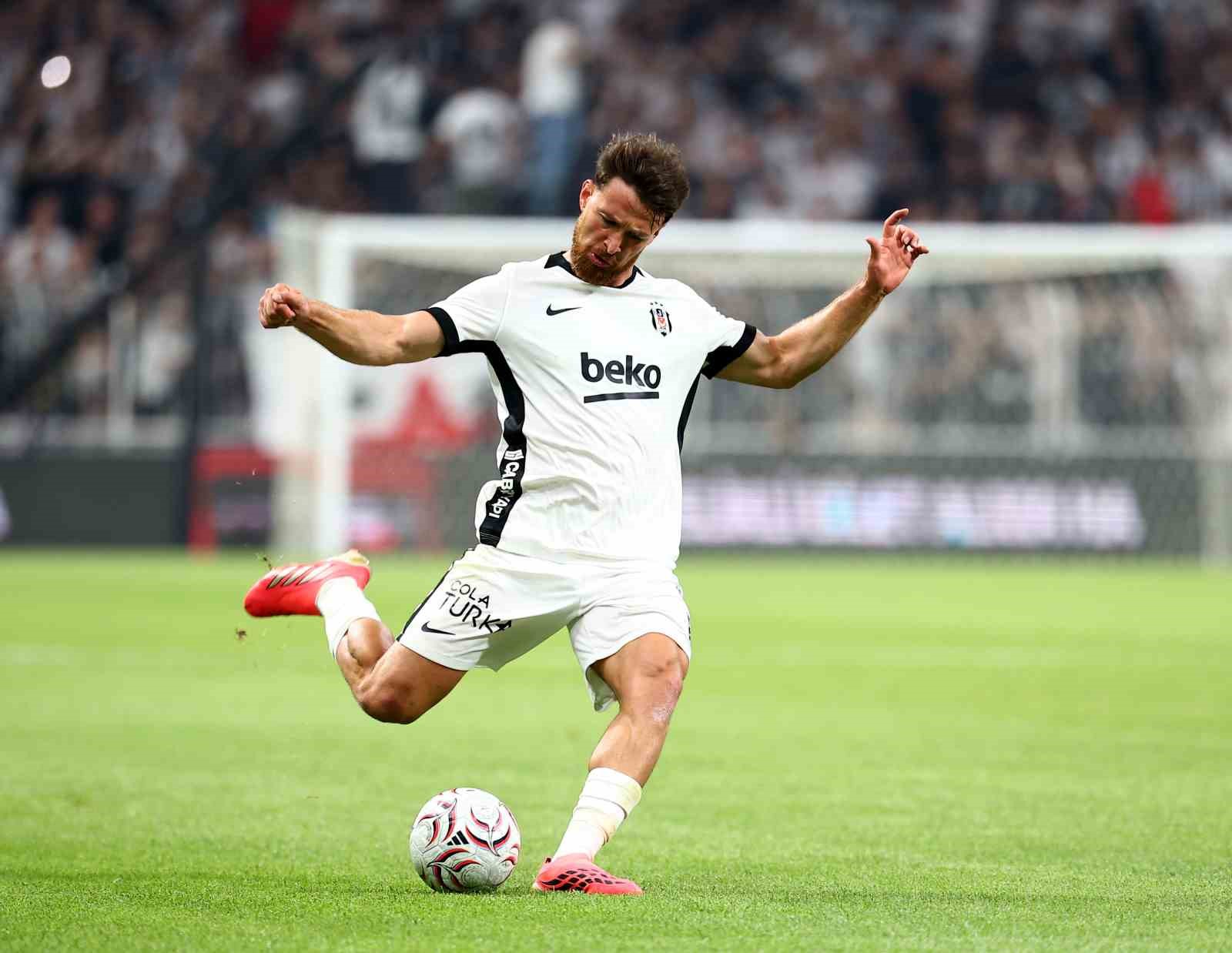 Beşiktaş sezonun ilk maçında Midtjylland karşısında