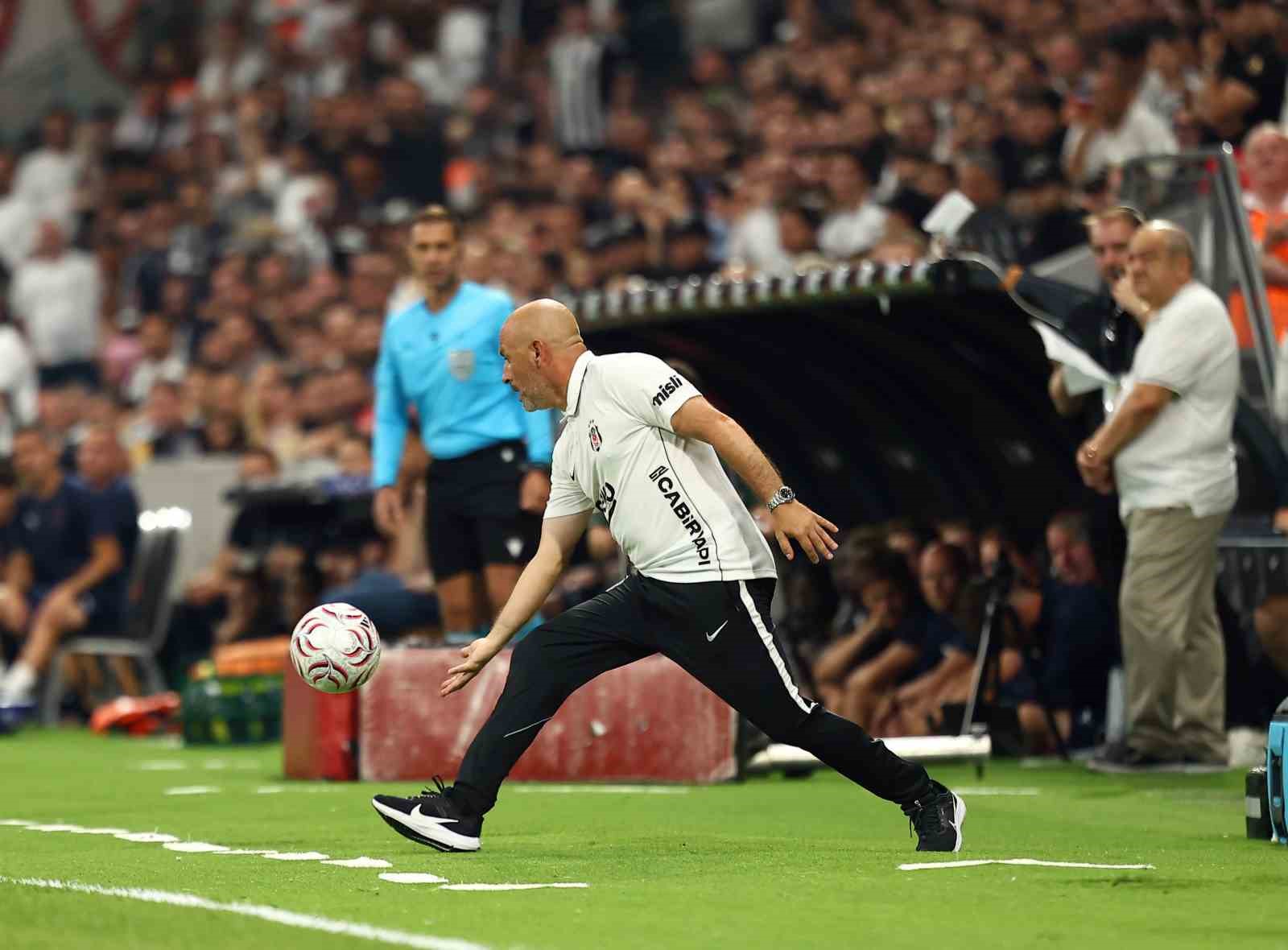 UEFA Avrupa Ligi: Beşiktaş: 1 - Midtjylland: 0 (Maç sonucu)