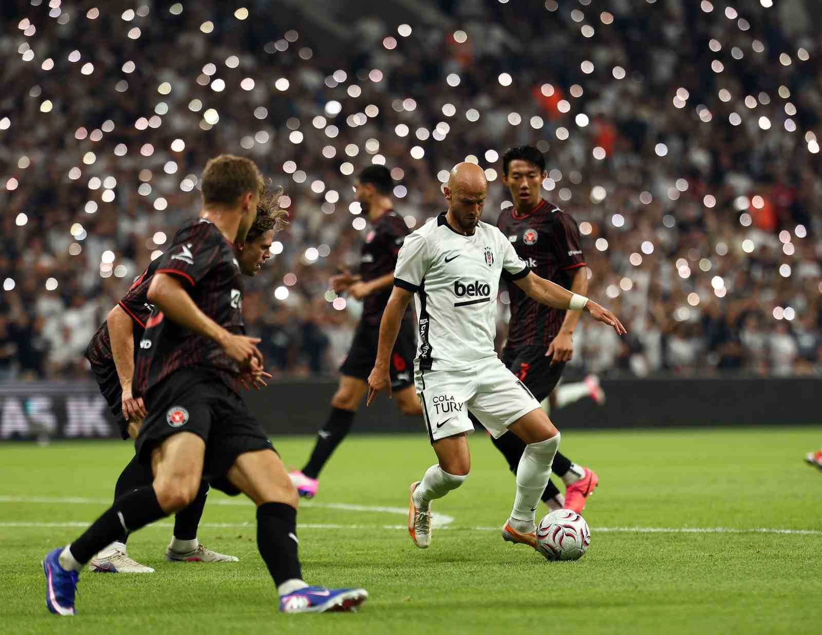 UEFA Avrupa Ligi: Beşiktaş: 1 - Midtjylland: 0 (Maç sonucu)