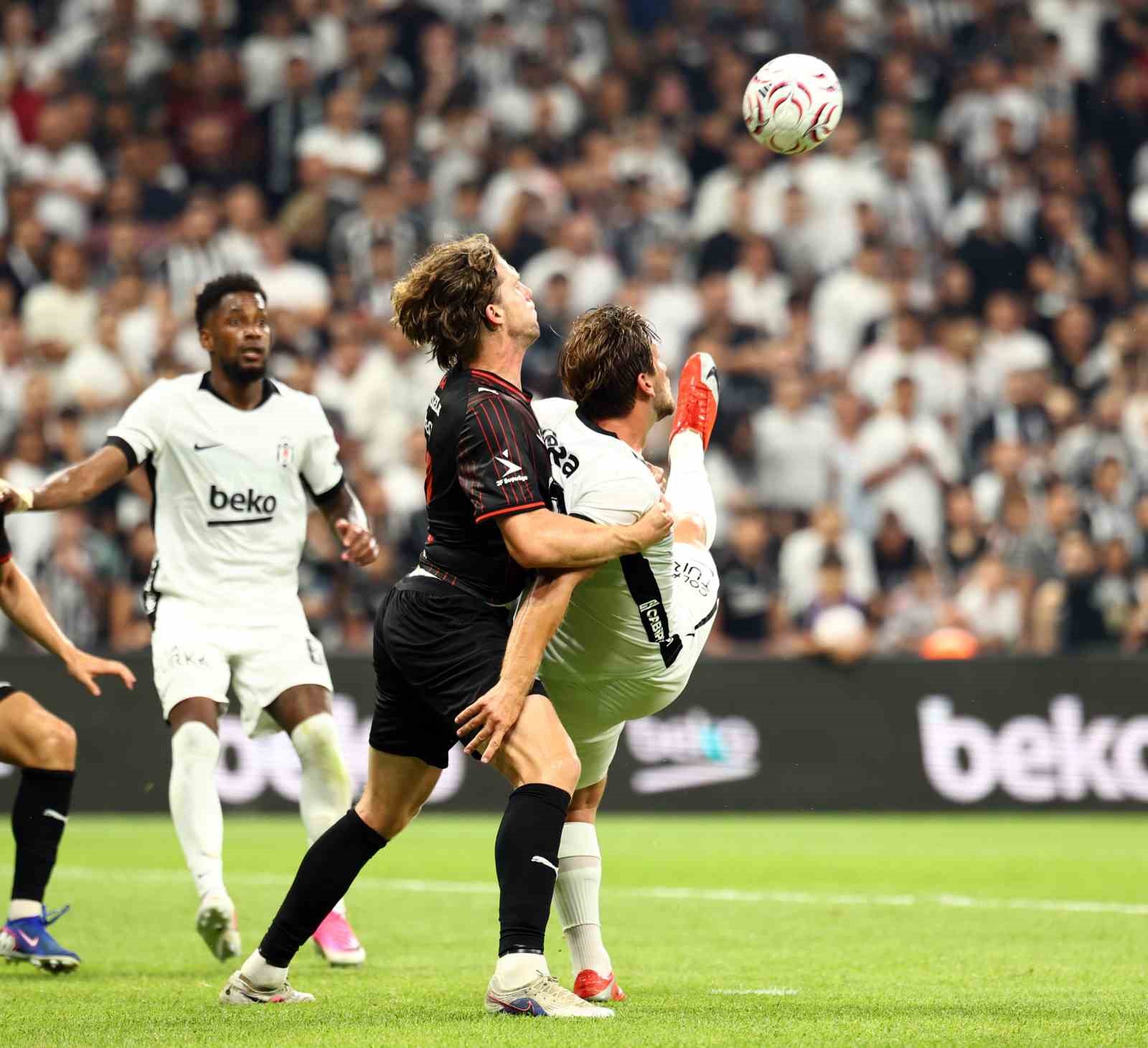 UEFA Avrupa Ligi: Beşiktaş: 1 - Midtjylland: 0 (Maç sonucu)