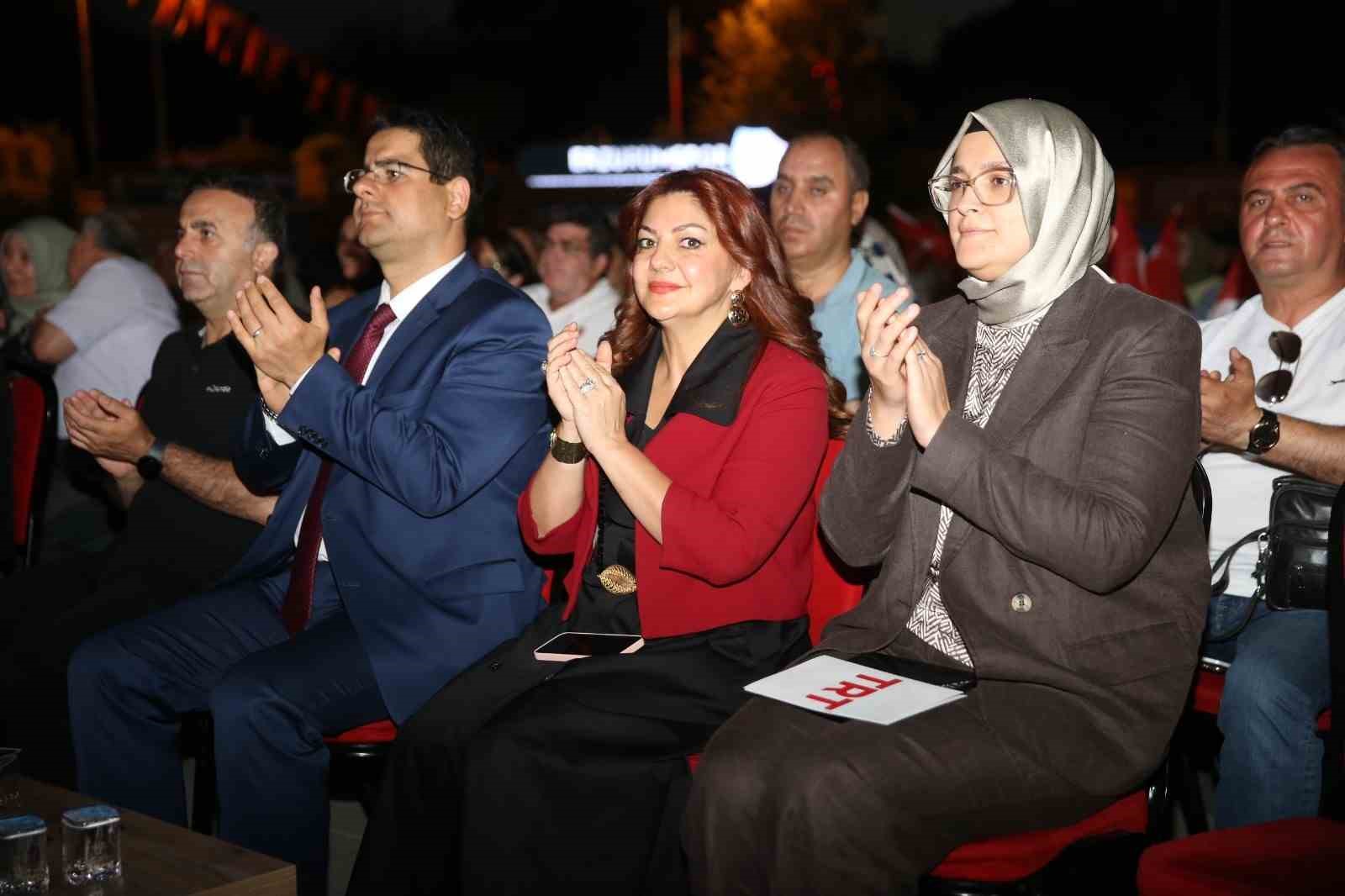 23 Temmuz coşkusu TRT konseriyle taçlandı