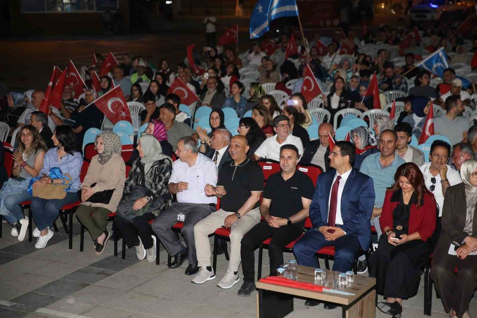 23 Temmuz coşkusu TRT konseriyle taçlandı