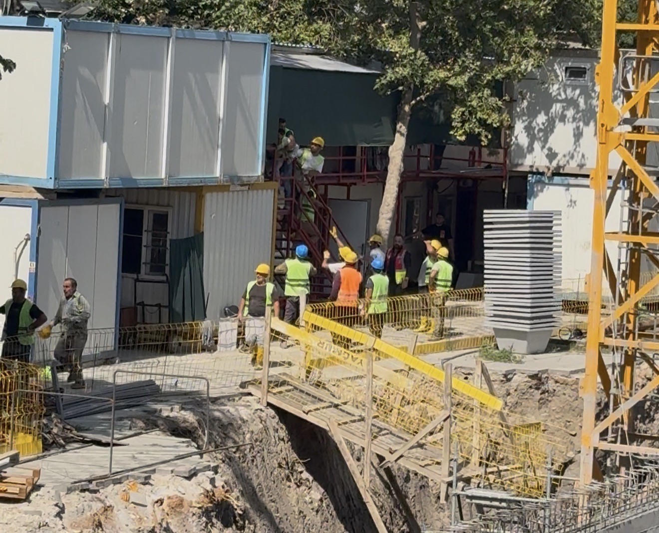 Lüleburgaz’da inşaat şantiyesinde kavga: 5 işçi yaralandı