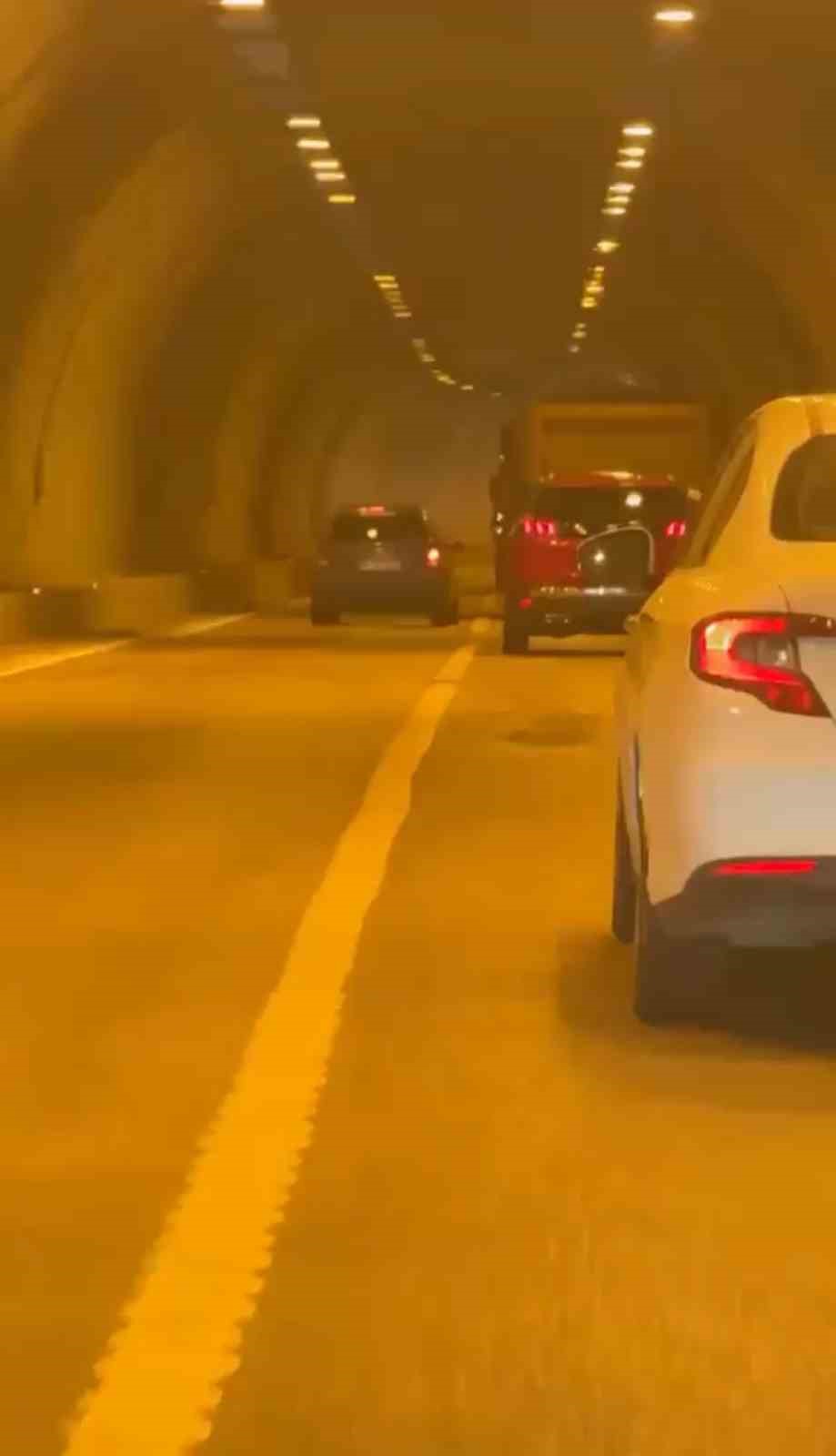 Hatalı sollama yapan sürücülere yaklaşık 45 bin lira ceza
