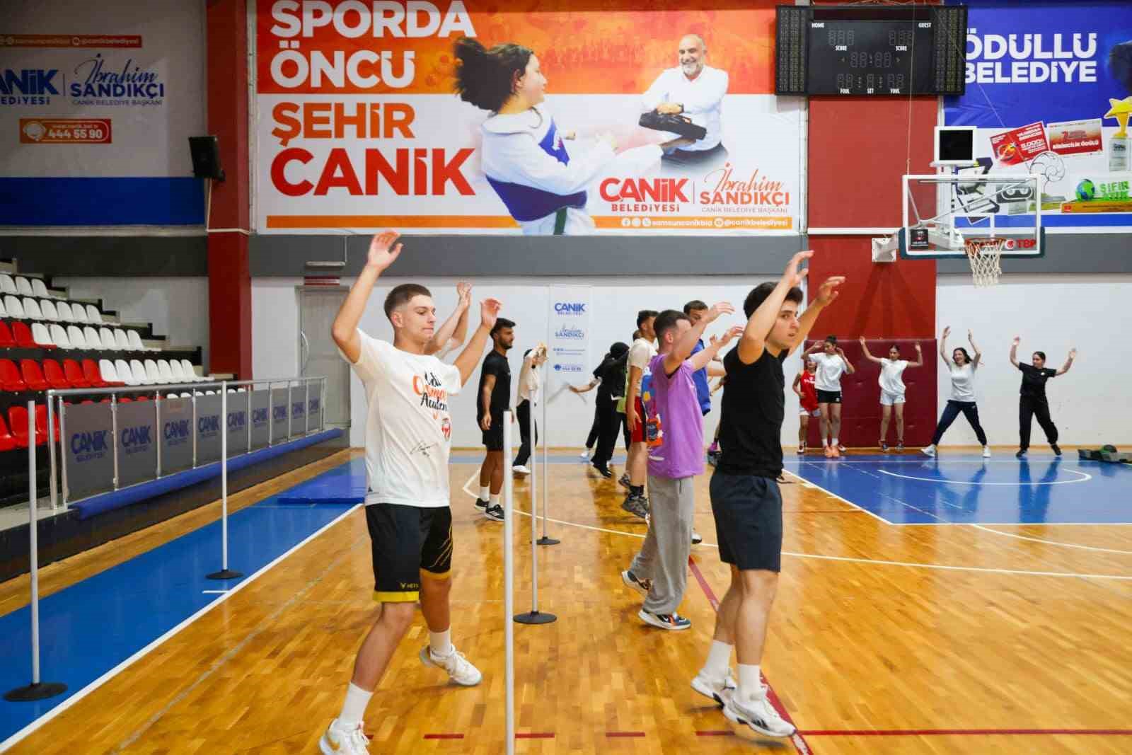 Canik’ten gençlere ücretsiz kurs desteği