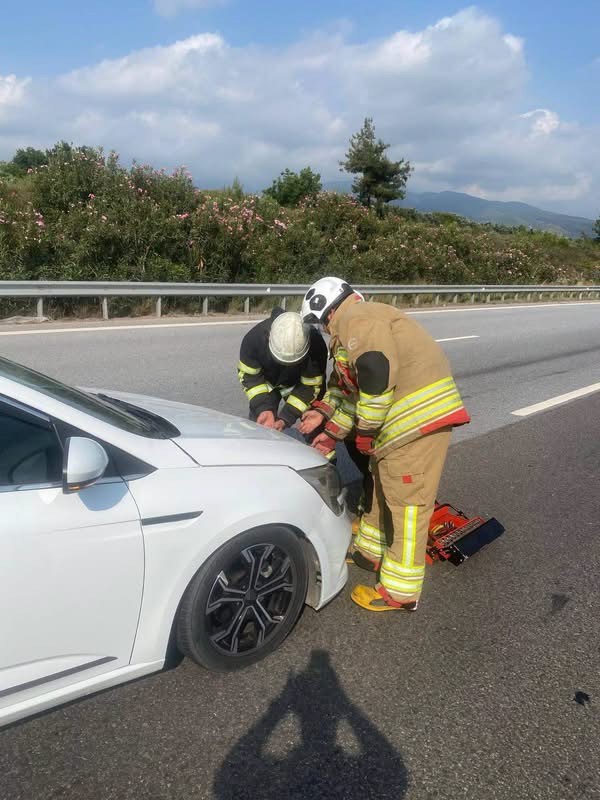 Erzin-Dörtyol otoyolunda trafik kazası: 1 yaralı