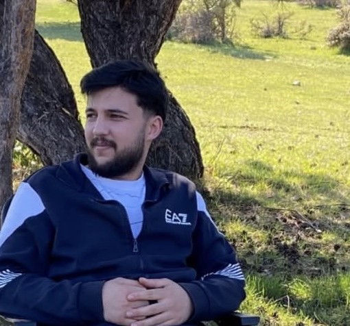 Bolu’da uçuruma yuvarlanan cipte hayatını kaybeden iki sevgili son yolculuklarına uğurlandı