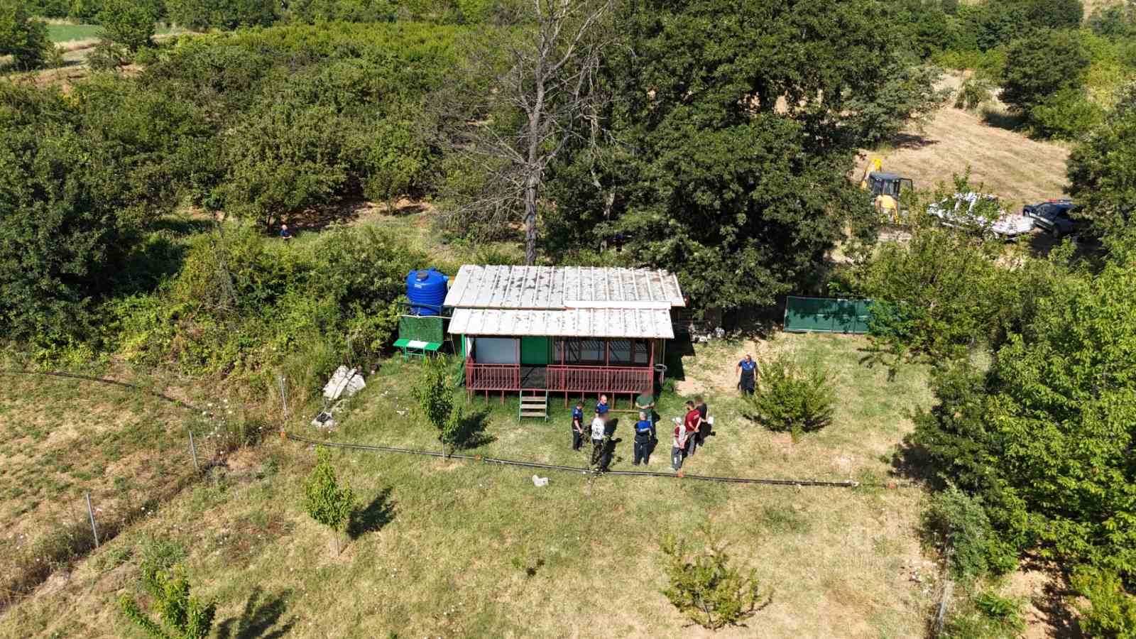 İnegöl Belediyesi’nden çitli’de 16 kaçak yapıya müdahale