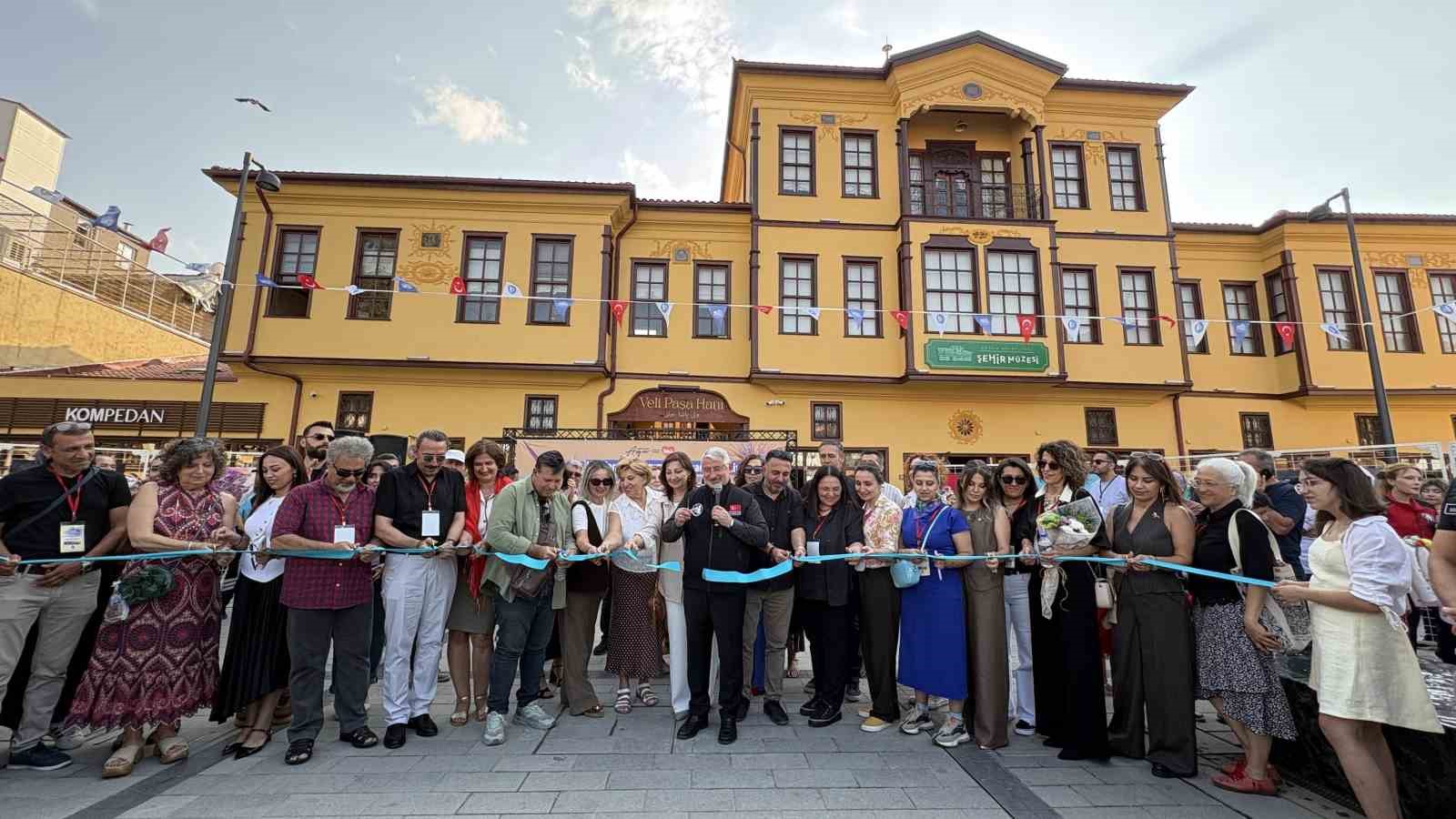 6 farklı ülkeden 34 sanatçı Çorum’un güzelliklerini ve tarihini tuvallere taşıdı
