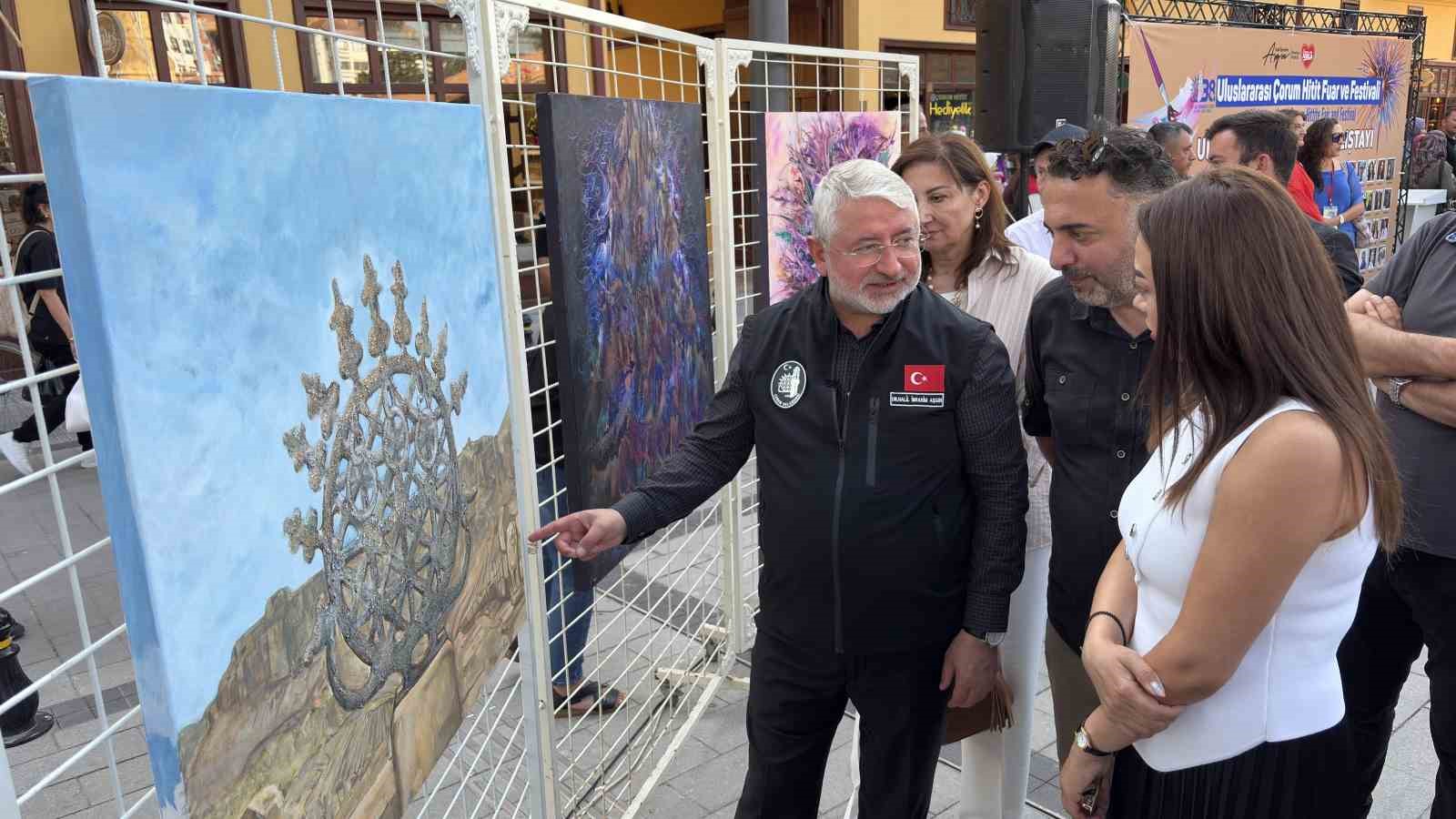 6 farklı ülkeden 34 sanatçı Çorum’un güzelliklerini ve tarihini tuvallere taşıdı