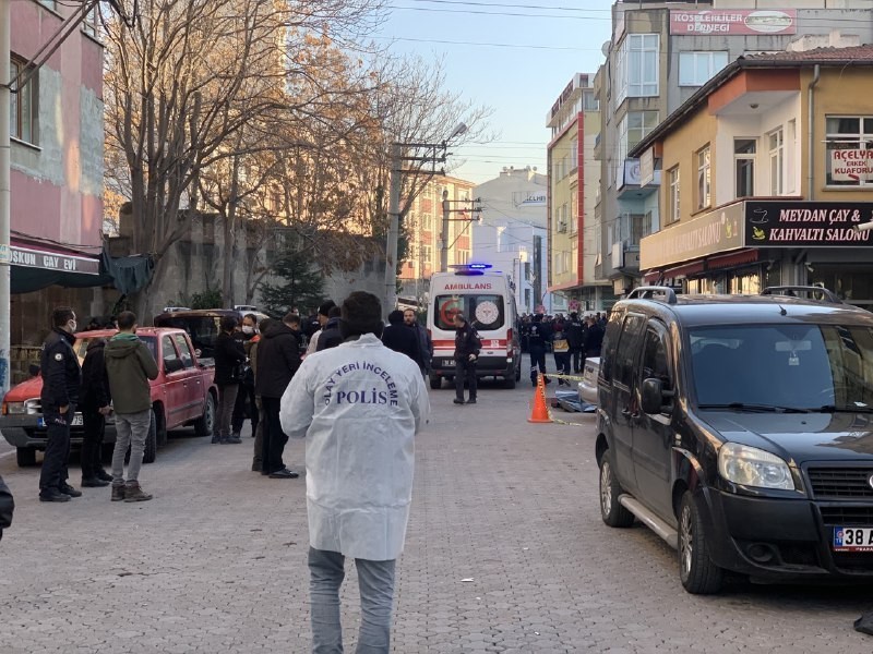 3 kişiyi öldüren cinayet zanlısı hakim karşısında