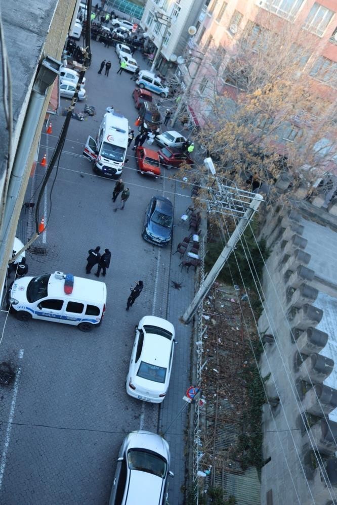 3 kişiyi öldüren cinayet zanlısı hakim karşısında