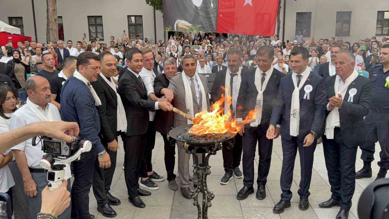 Erbaa Belediyesi’nden Narince yaprağıyla rekorluk lezzet