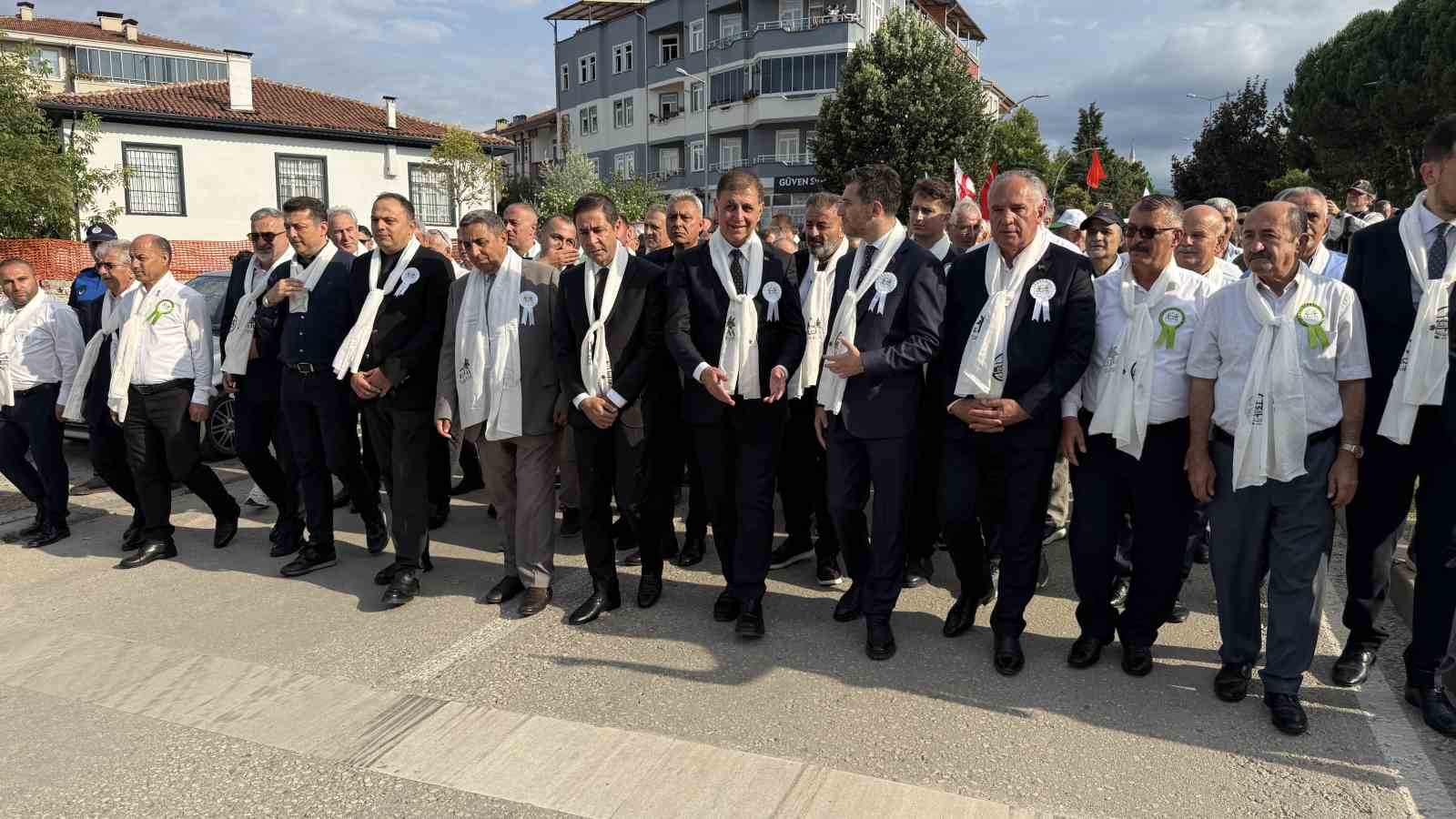 Erbaa Belediyesi’nden Narince yaprağıyla rekorluk lezzet