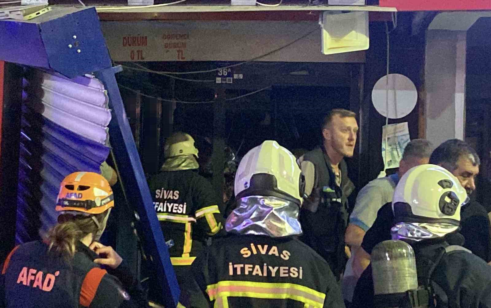 Sivas’ta gece yarısı korkutan patlama