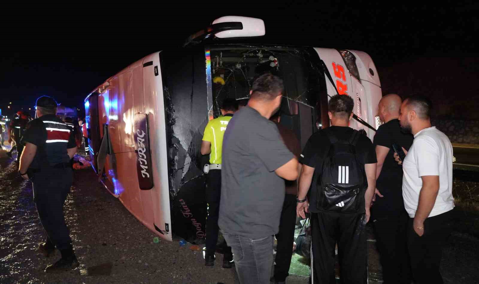 Otobüs kazasında yaralı sayısı 40’a yükseldi