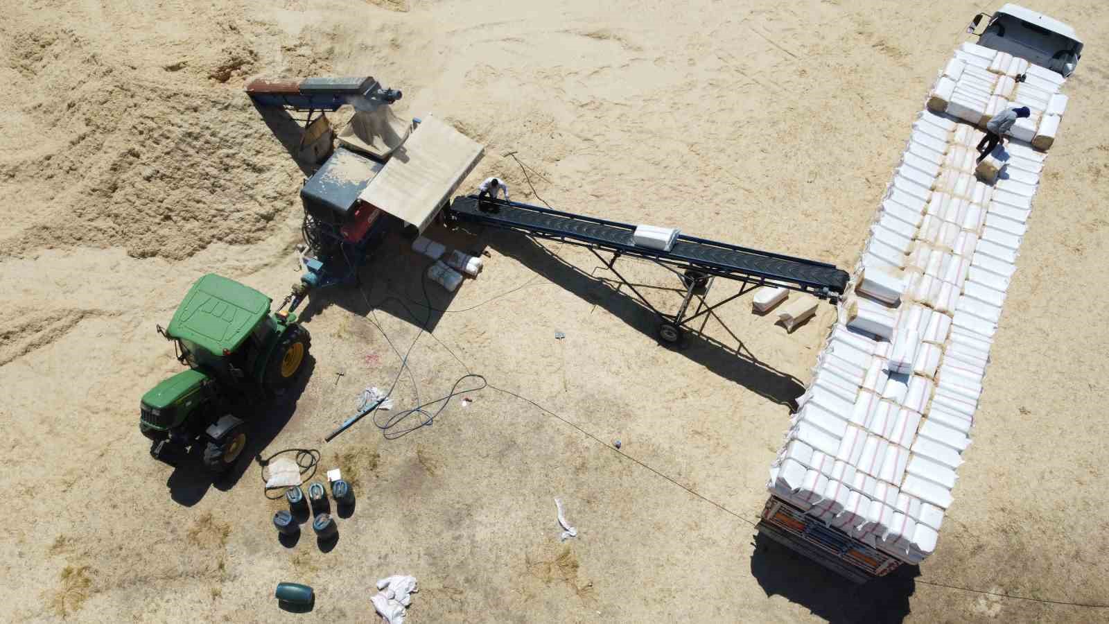 Yozgat’ta saman mesaisi: Tozun içinde ekmek mücadelesi