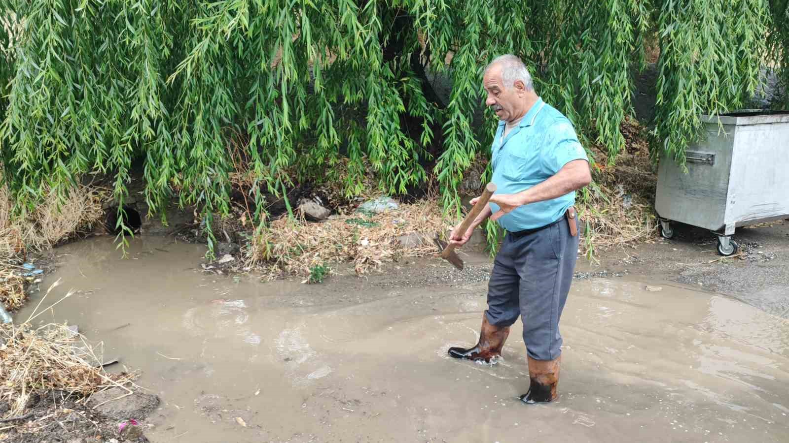 Yozgat’ta sağanak hayatı olumsuz etkiledi