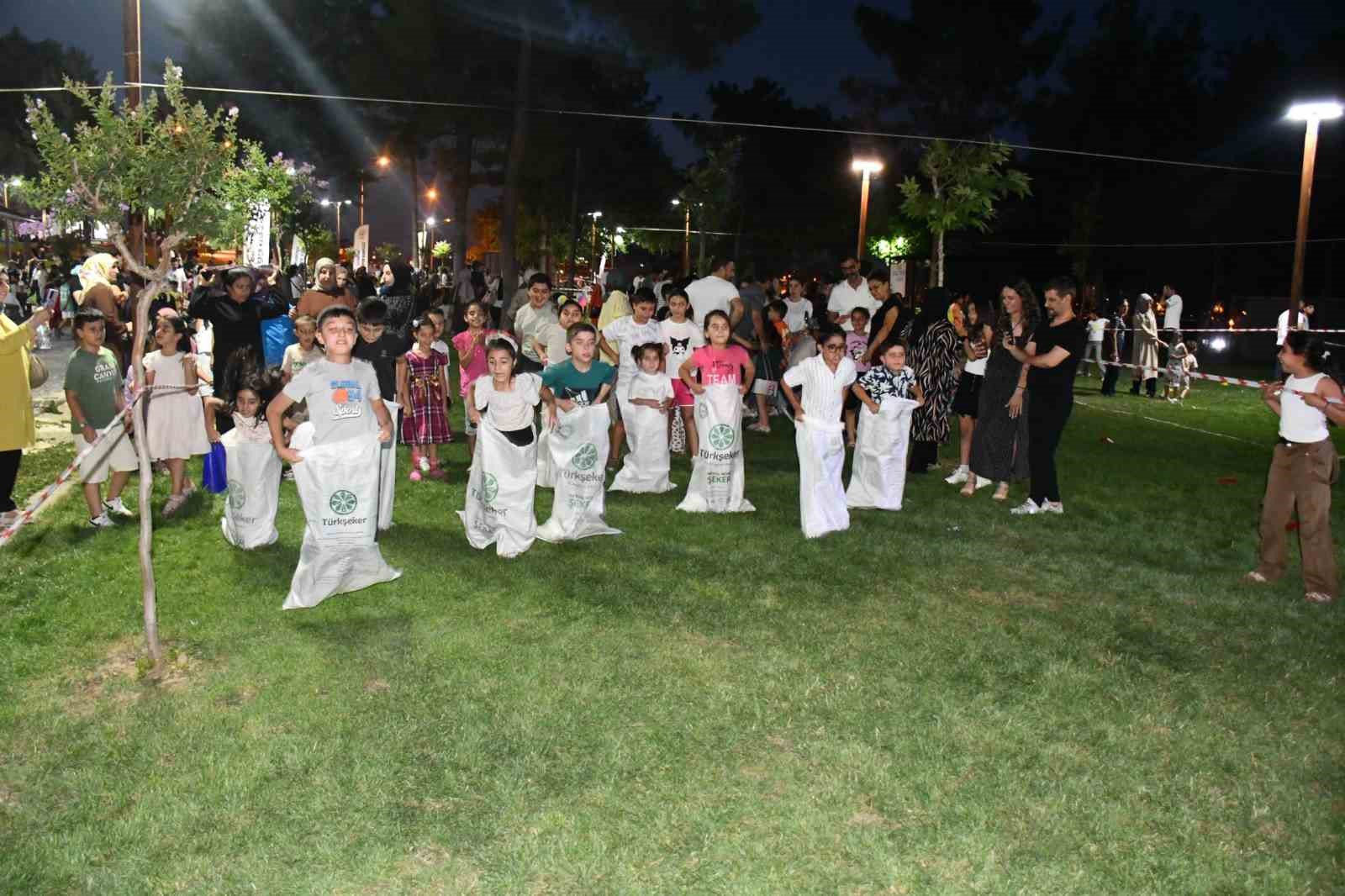 Siverek Kalesi’nde çocuklar ve aileleri karnaval coşkusunda buluştu