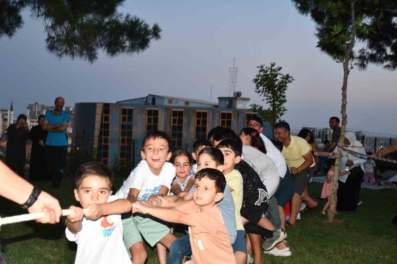 Siverek Kalesi’nde çocuklar ve aileleri karnaval coşkusunda buluştu