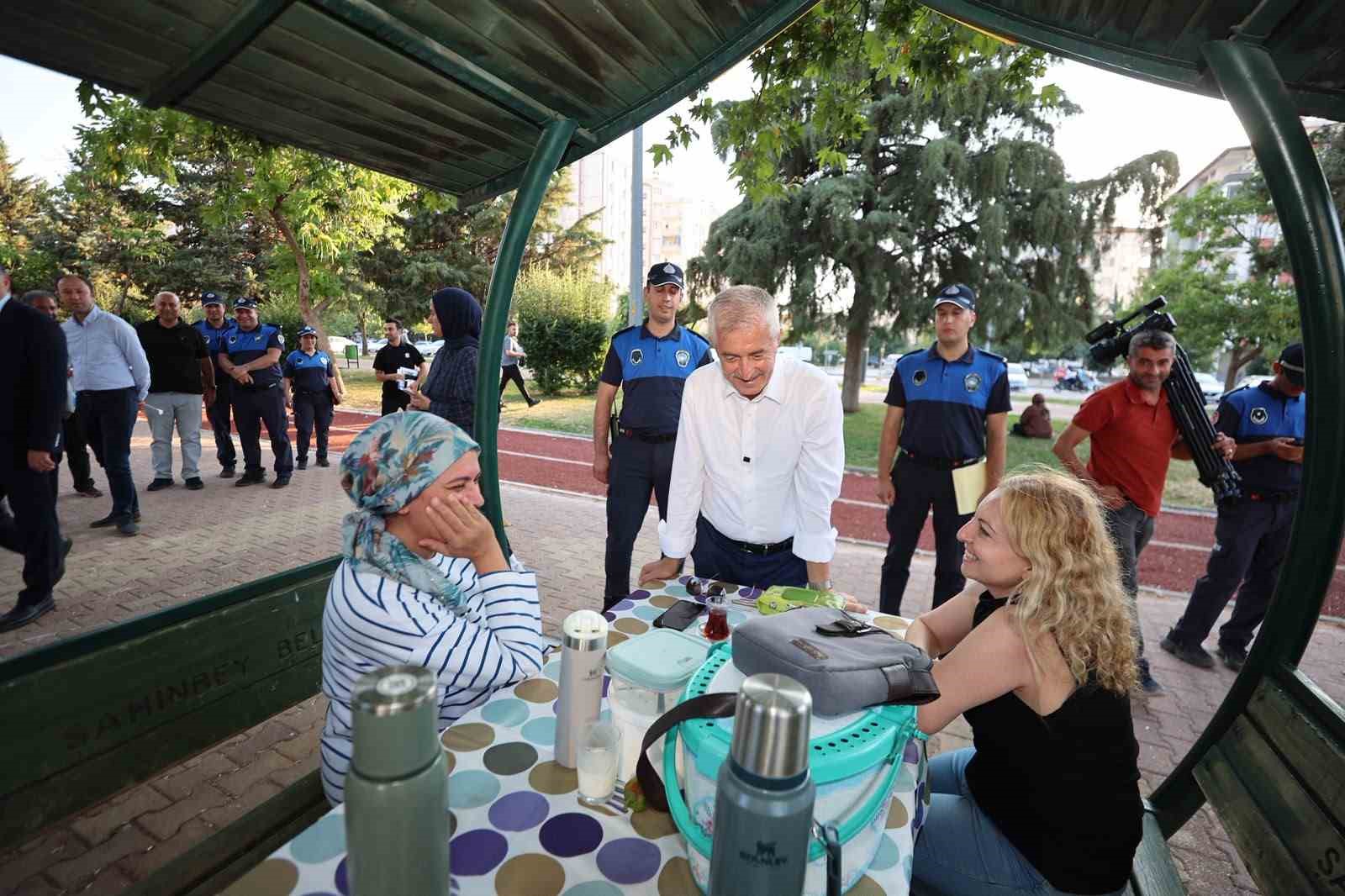 Tahmazoğlu, kamera ve dron destekli park denetimine katıldı