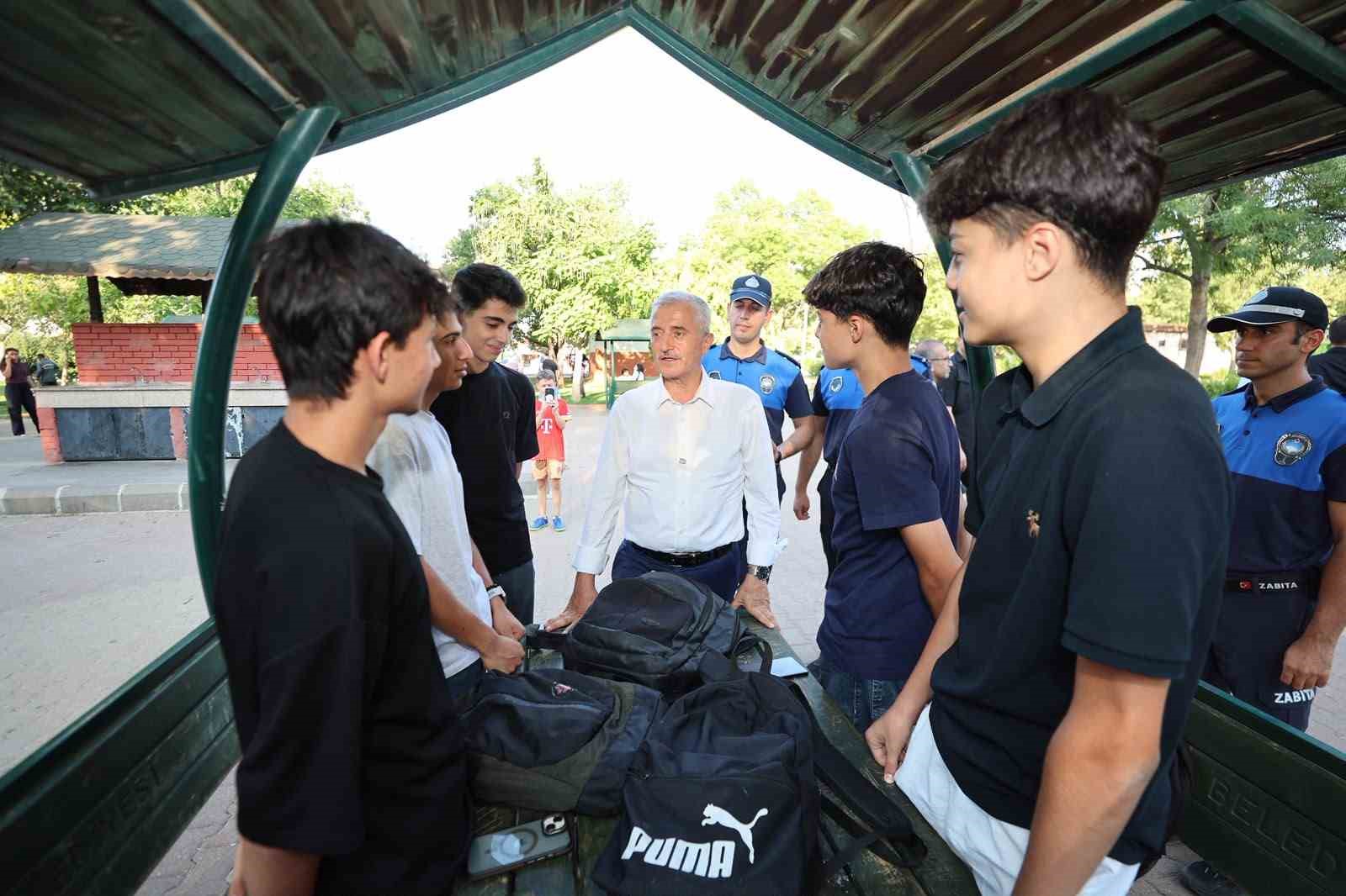 Tahmazoğlu, kamera ve dron destekli park denetimine katıldı