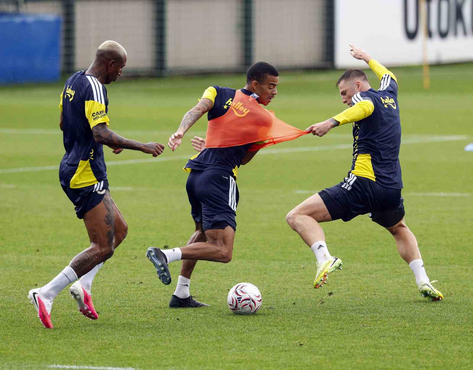 Fenerbahçe’de Gornik Zabrze maçı hazırlıkları devam etti