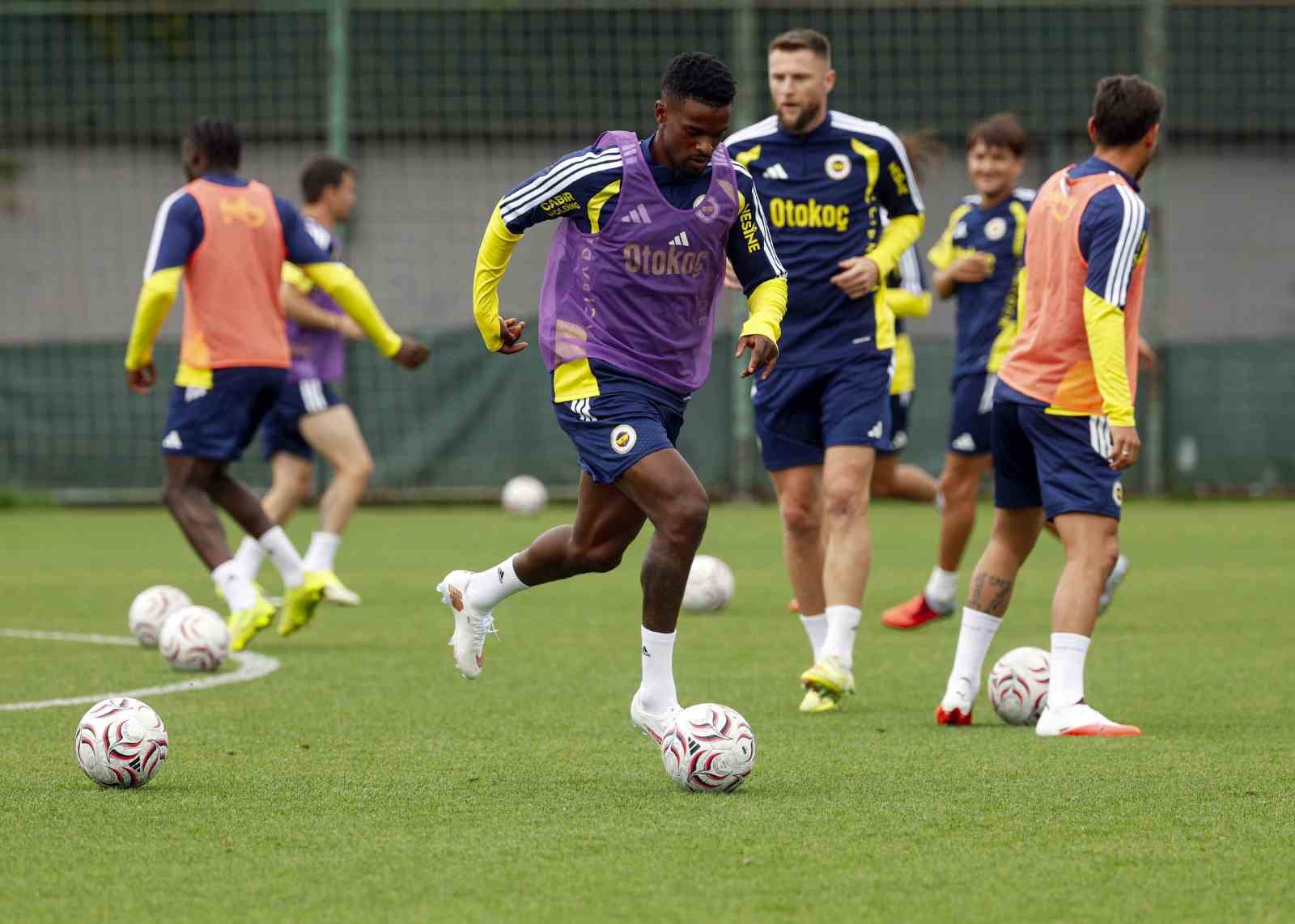 Fenerbahçe’de Gornik Zabrze maçı hazırlıkları devam etti