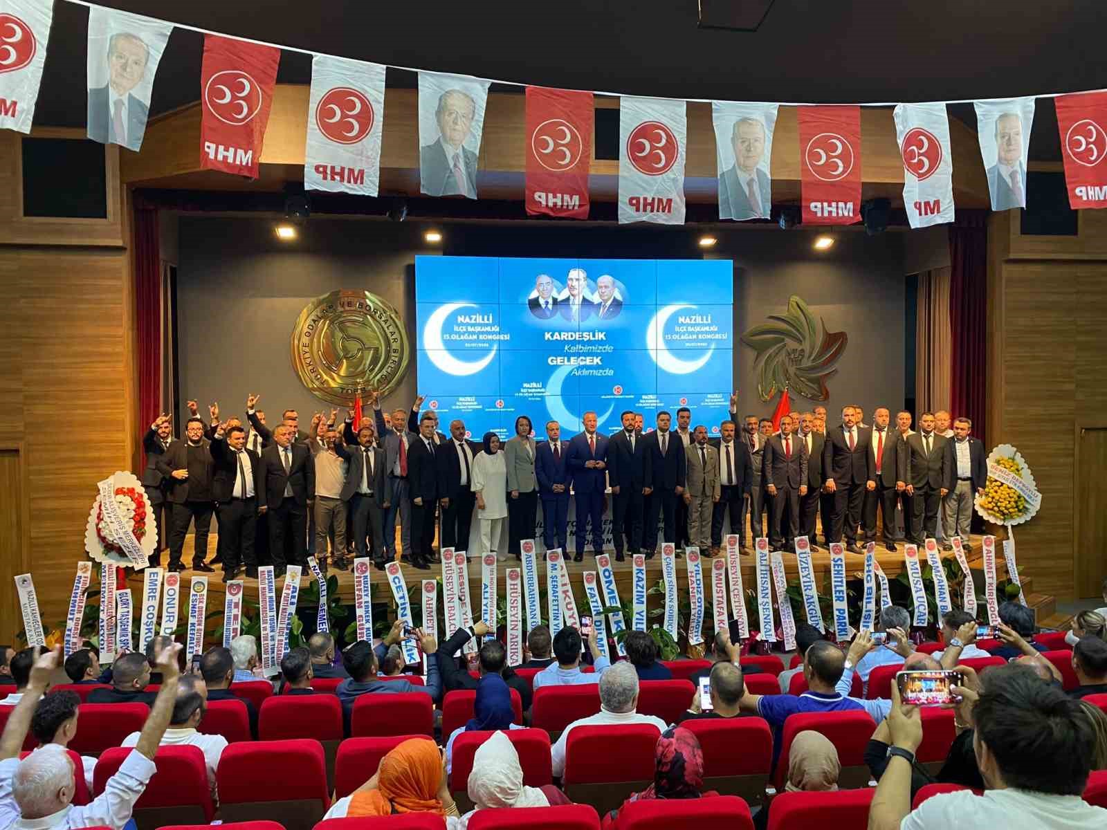 MHP’li Cihangiroğlu, eski başkan Alıcık’ı işaret etti