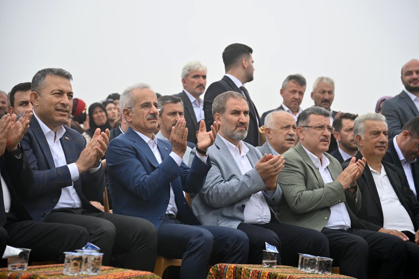 Bakan Uraloğlu’ndan Sis Dağı’nda birlik ve beraberlik mesajı